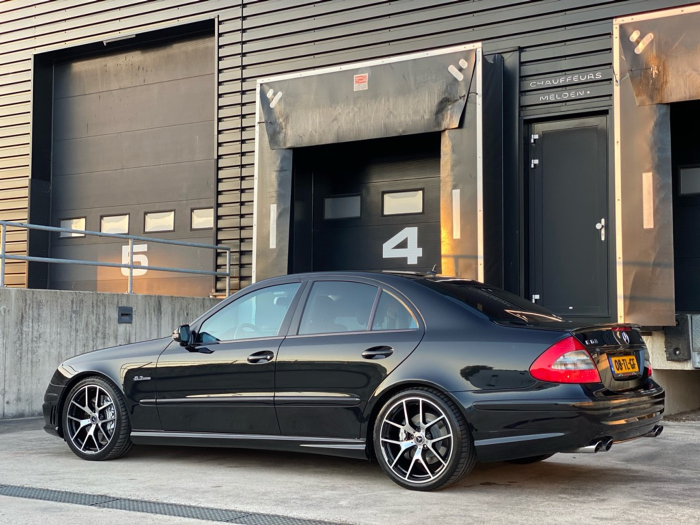 Foto van Mercedes-Benz E 63 AMG