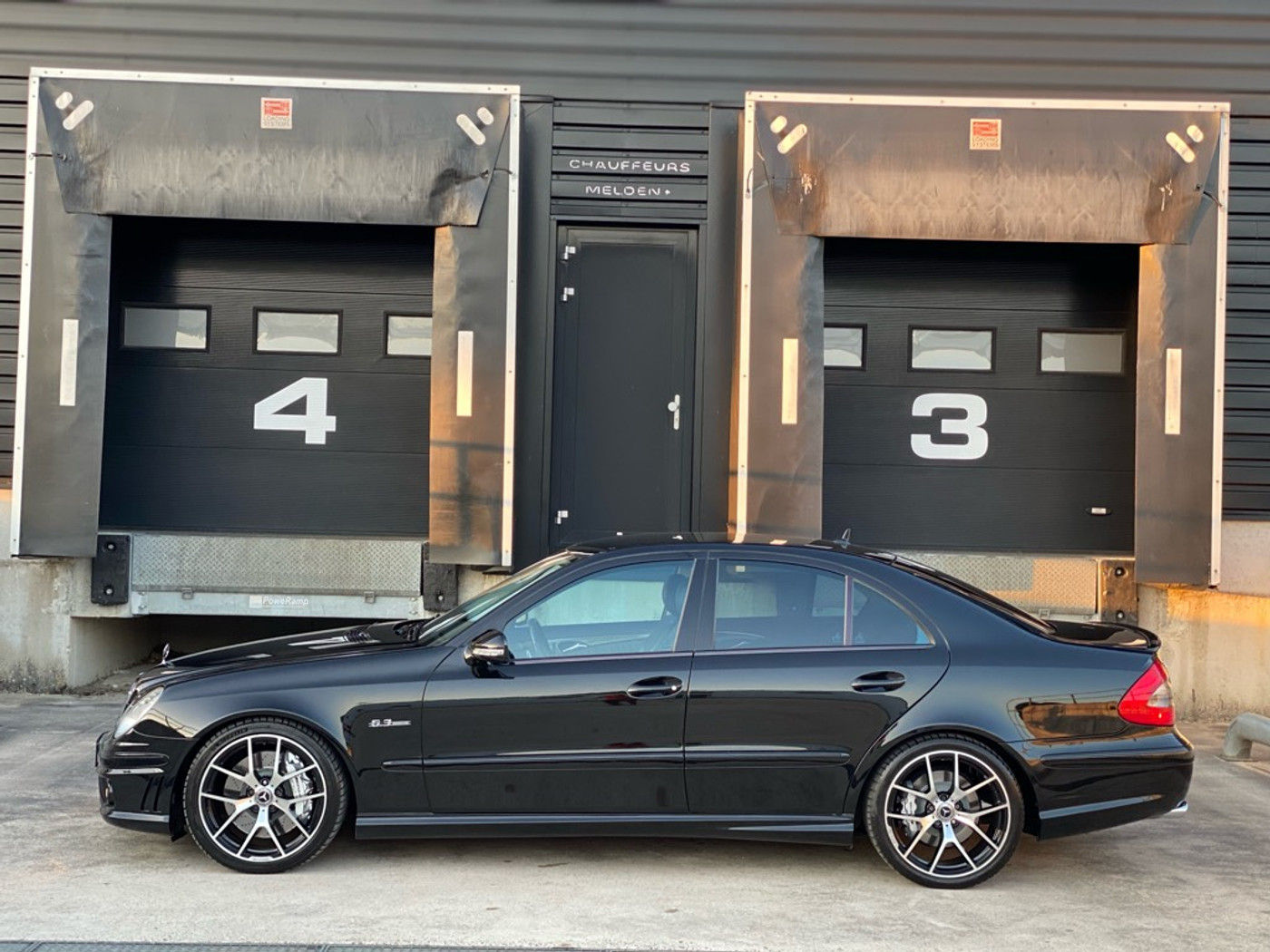 Foto van Mercedes-Benz E 63 AMG