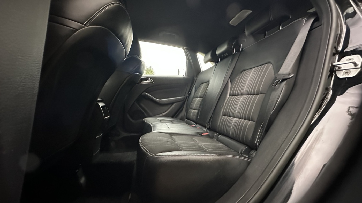 Foto van Mercedes-Benz B 200