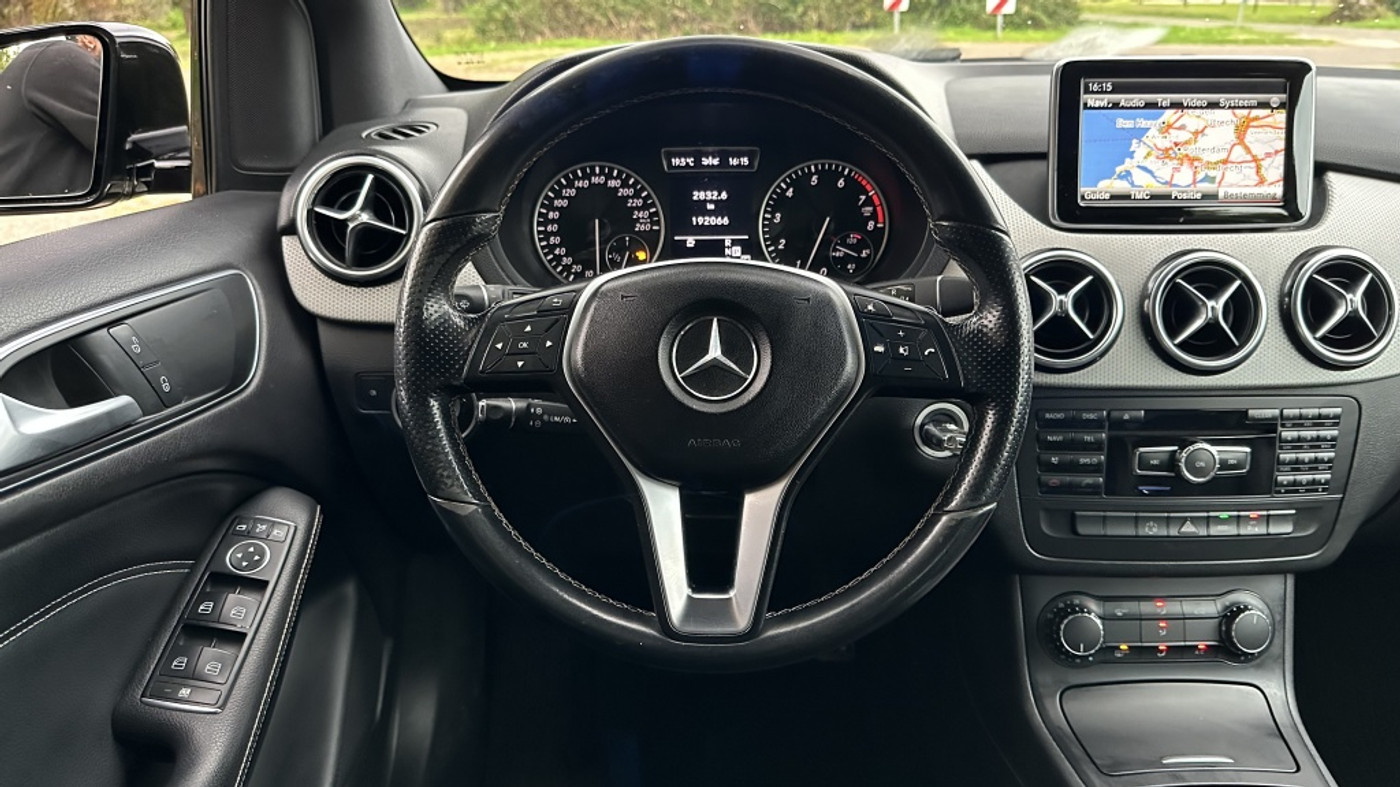 Foto van Mercedes-Benz B 200