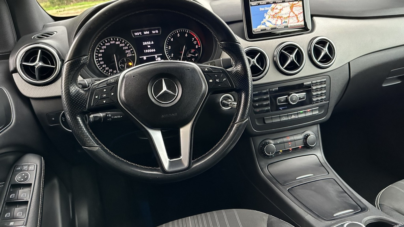 Foto van Mercedes-Benz B 200