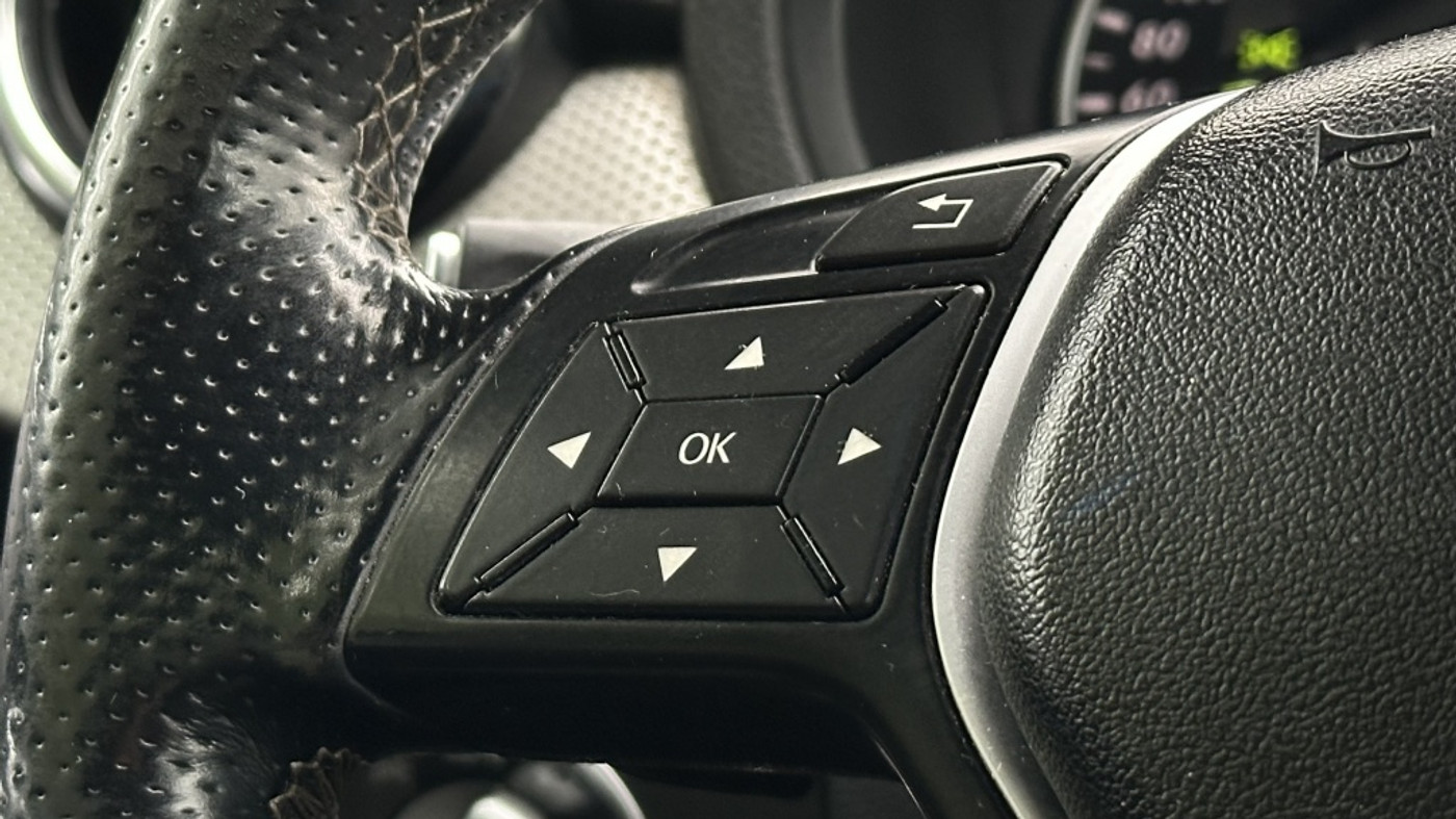 Foto van Mercedes-Benz B 200