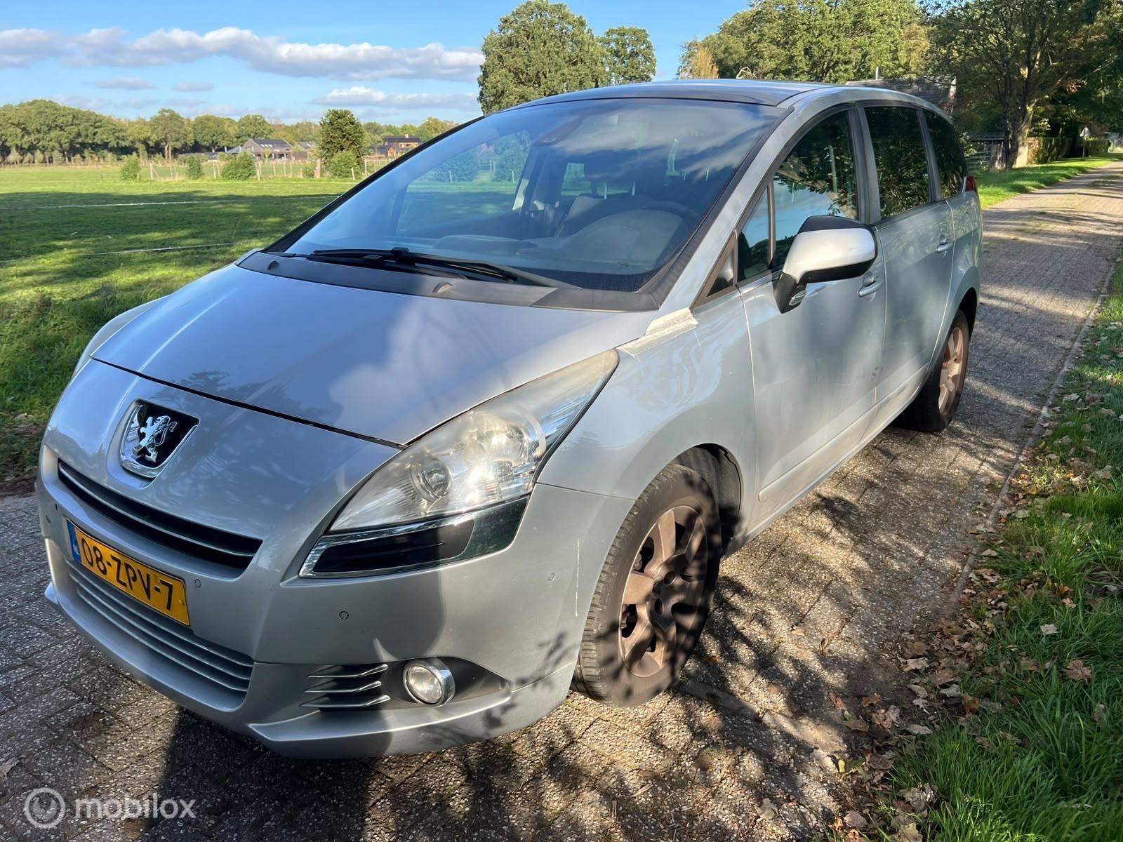 Foto van Peugeot 5008