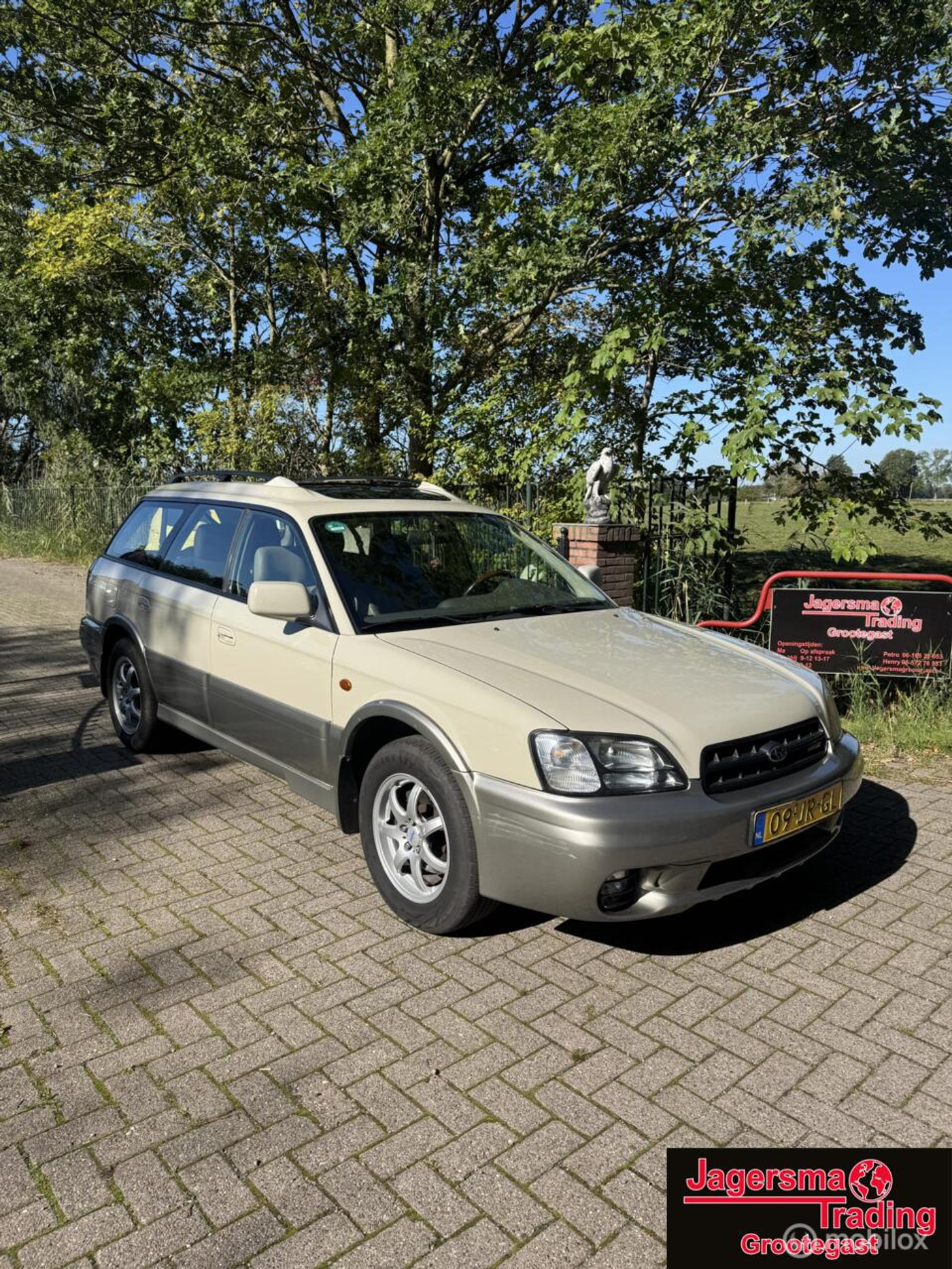 Subaru Legacy 3.0 Outback AWD H6 2002 - voorkant