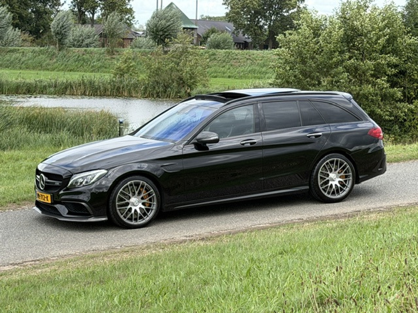 Foto van Mercedes-Benz AMG C 63 S