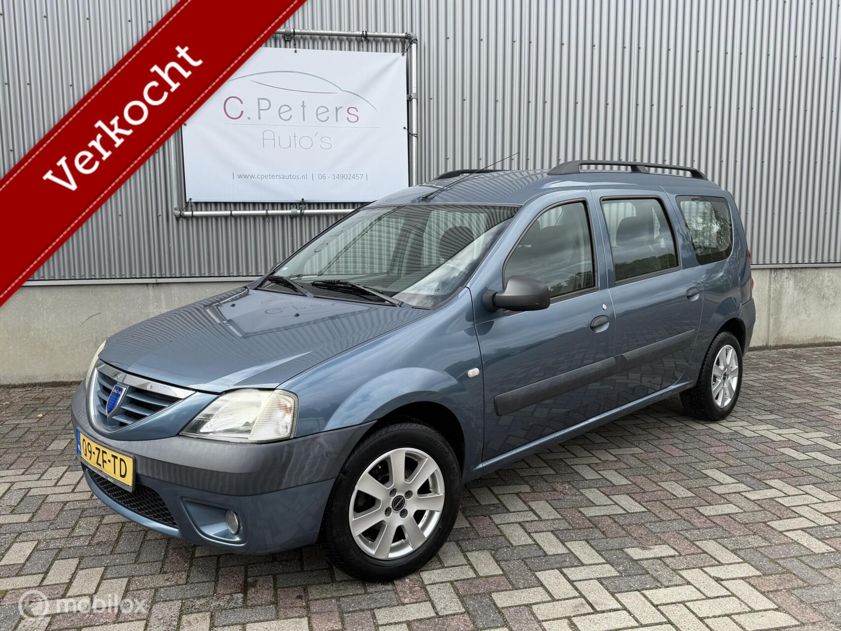 Dacia Logan 1.6-16V Lauréate 2008 / Airco / Trekhaak / LM Velgen / Nieuwe APK / 1e eigenaar NAP 2008 - voorkant