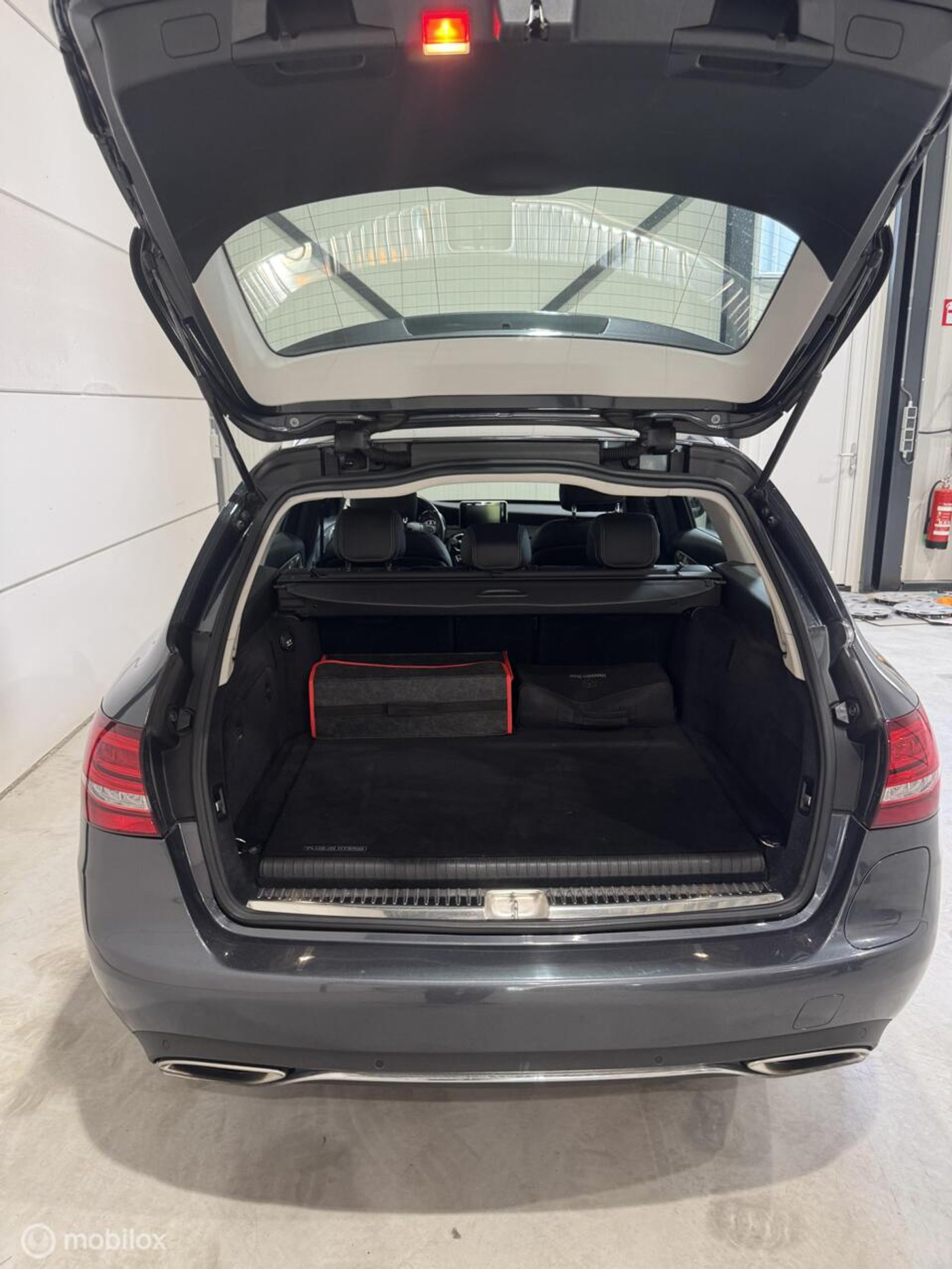 Foto van Mercedes-Benz C 350 E