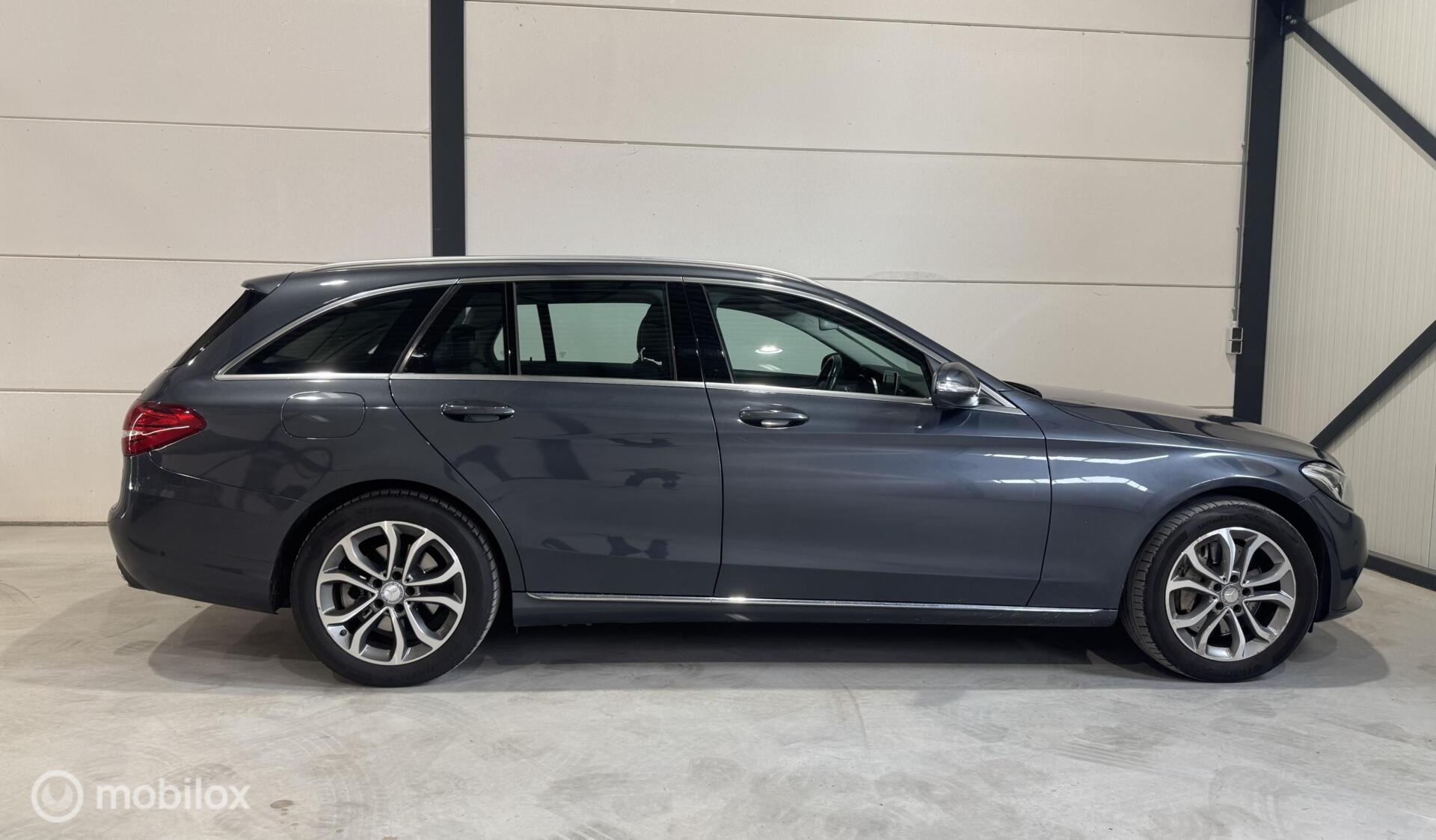 Foto van Mercedes-Benz C 350 E