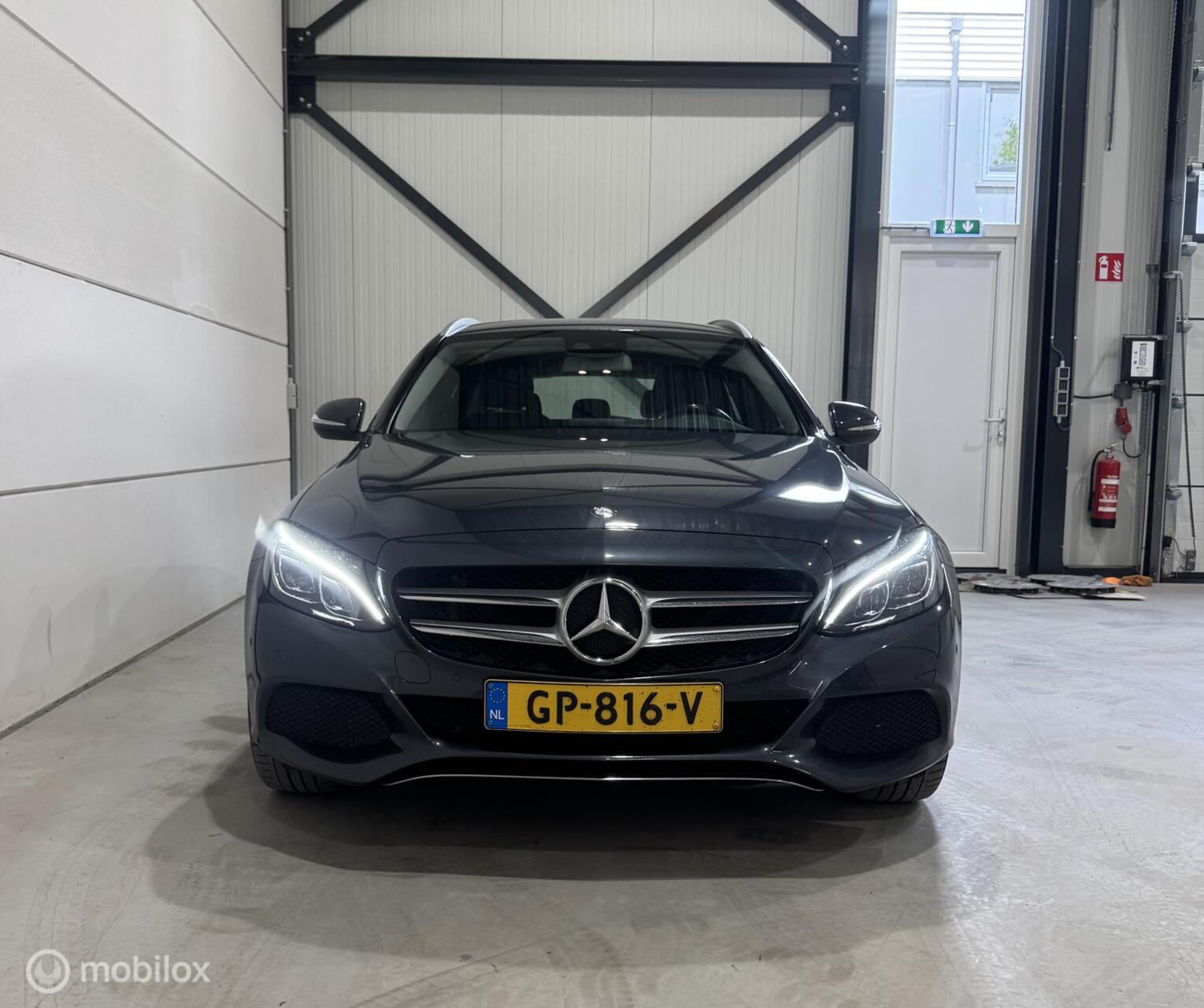 Foto van Mercedes-Benz C 350 E