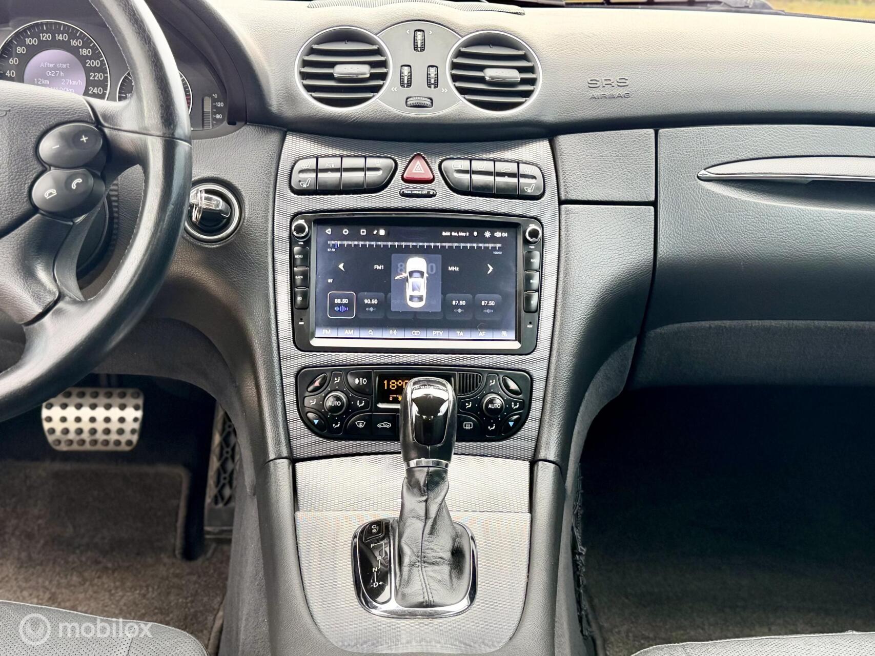 Foto van Mercedes-Benz CLK 500