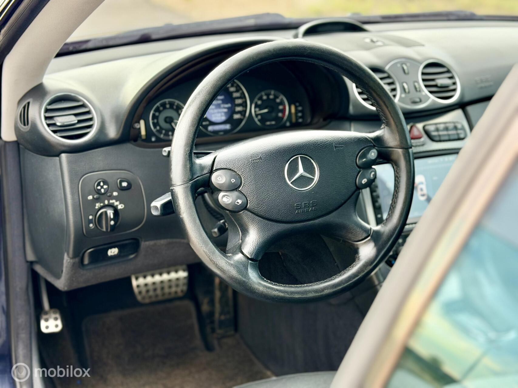 Foto van Mercedes-Benz CLK 500