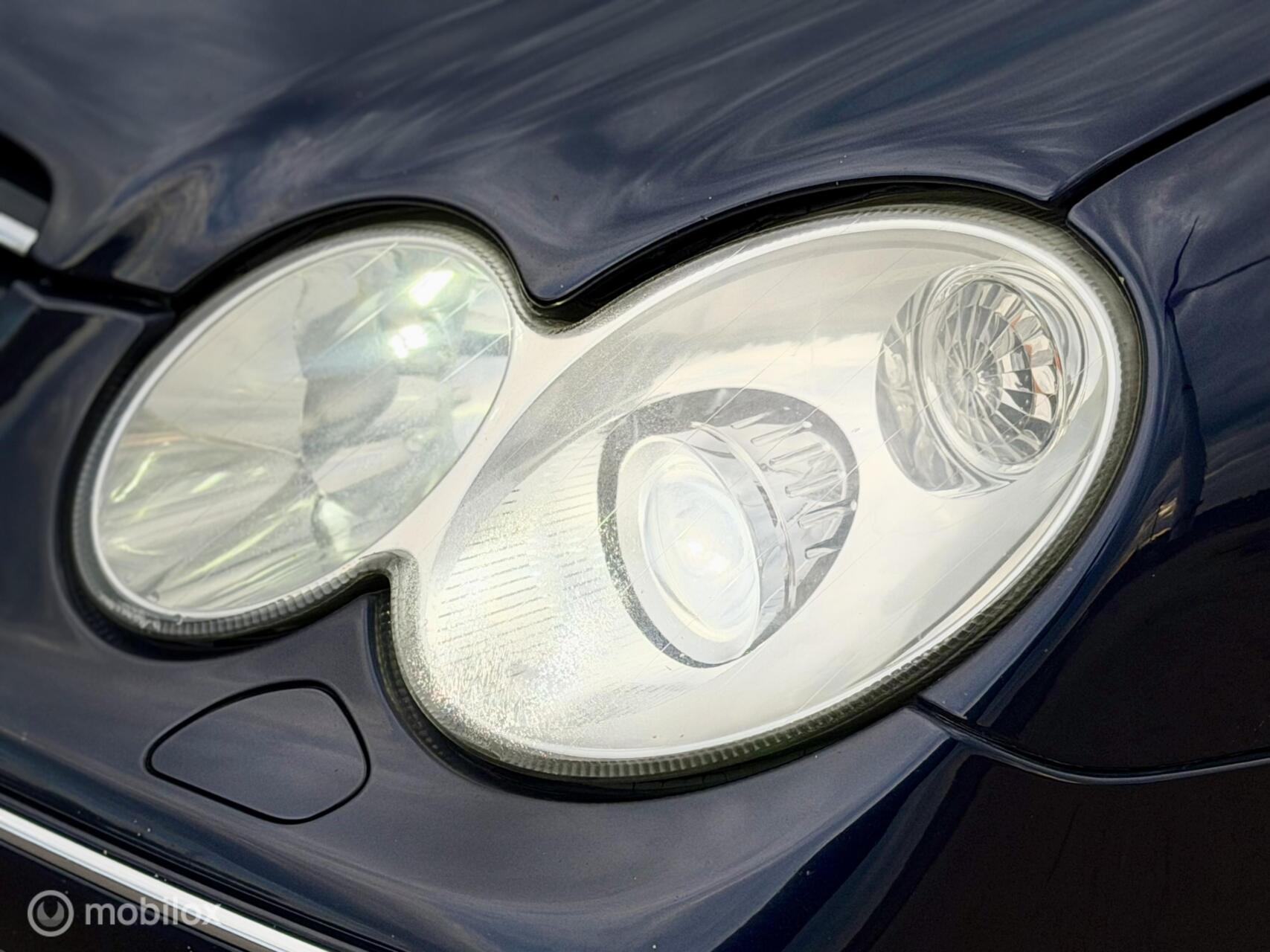 Foto van Mercedes-Benz CLK 500