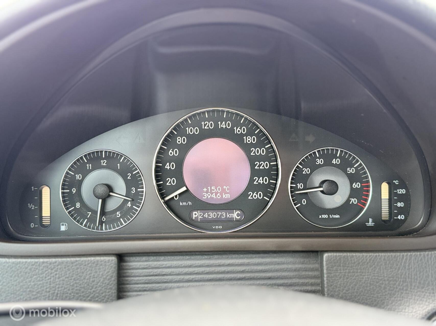 Foto van Mercedes-Benz CLK 500