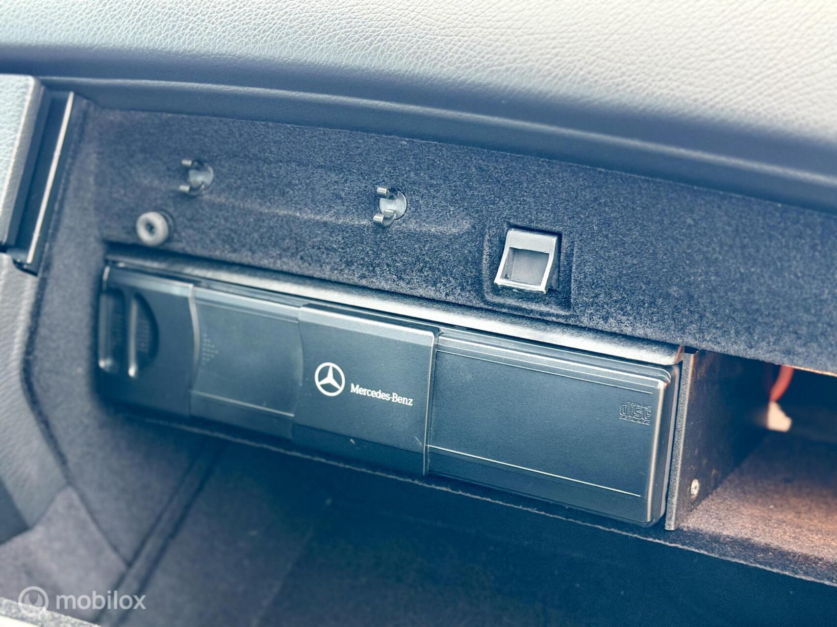 Foto van Mercedes-Benz CLK 500