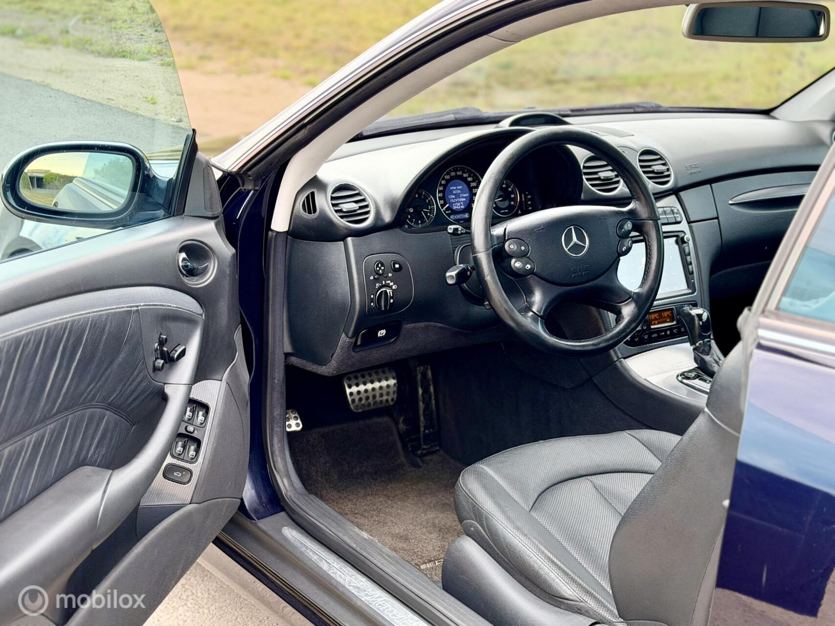 Foto van Mercedes-Benz CLK 500