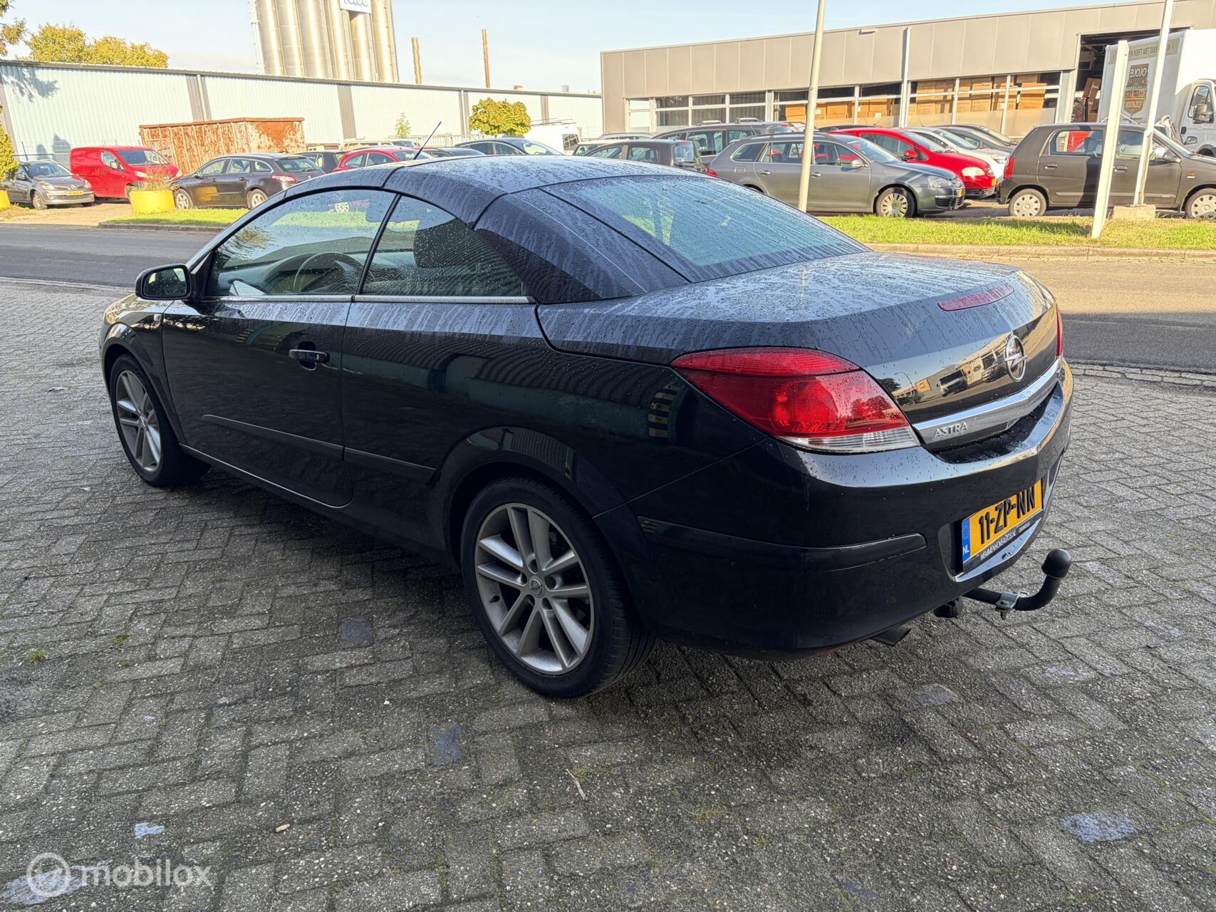 Foto van Opel Astra Twin Top