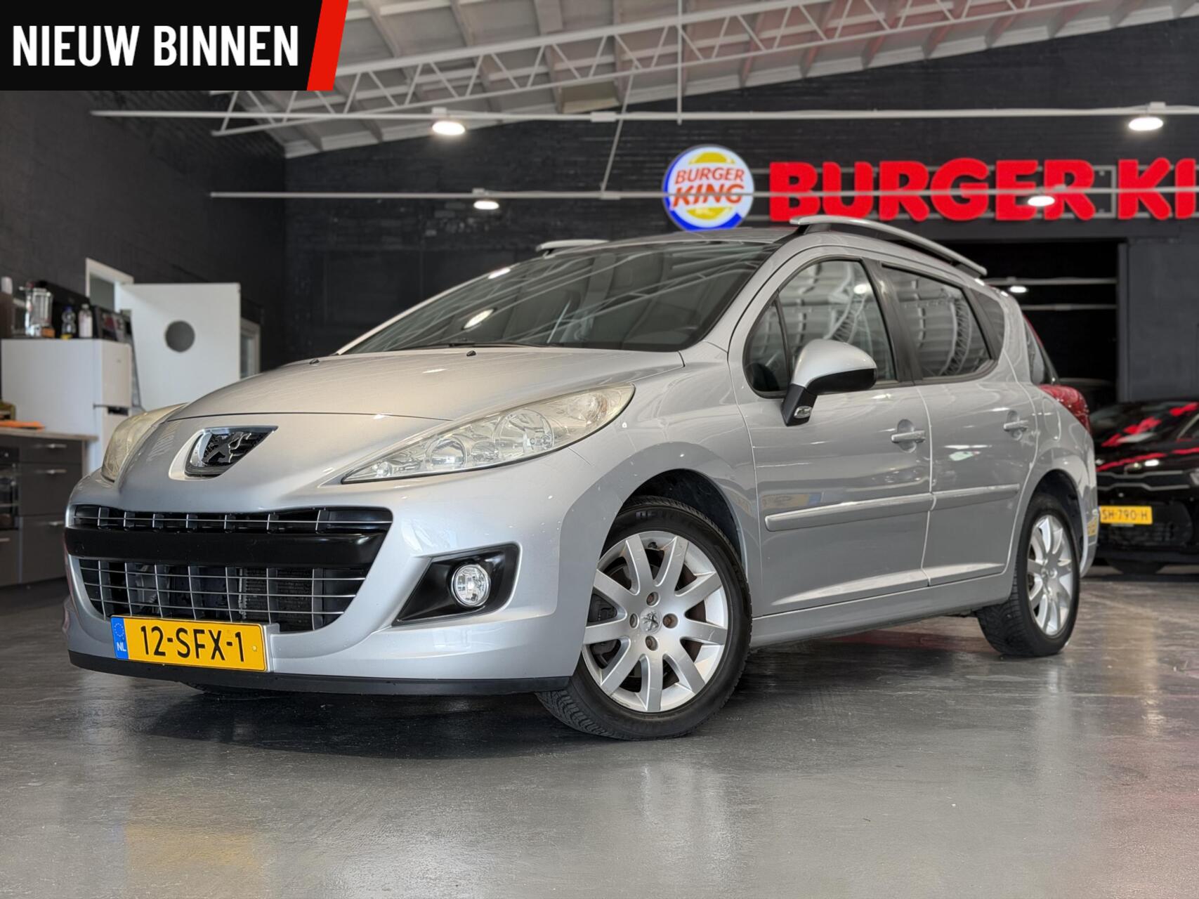 Peugeot 207 1.6 VTi Allure Airco NIEUWE KOPPELING! 2011 - voorkant