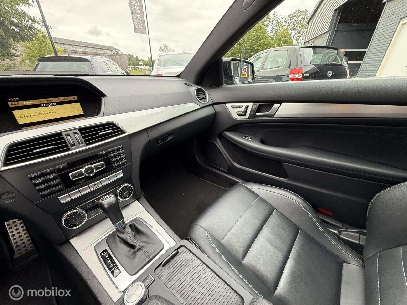 Foto van Mercedes-Benz C 350