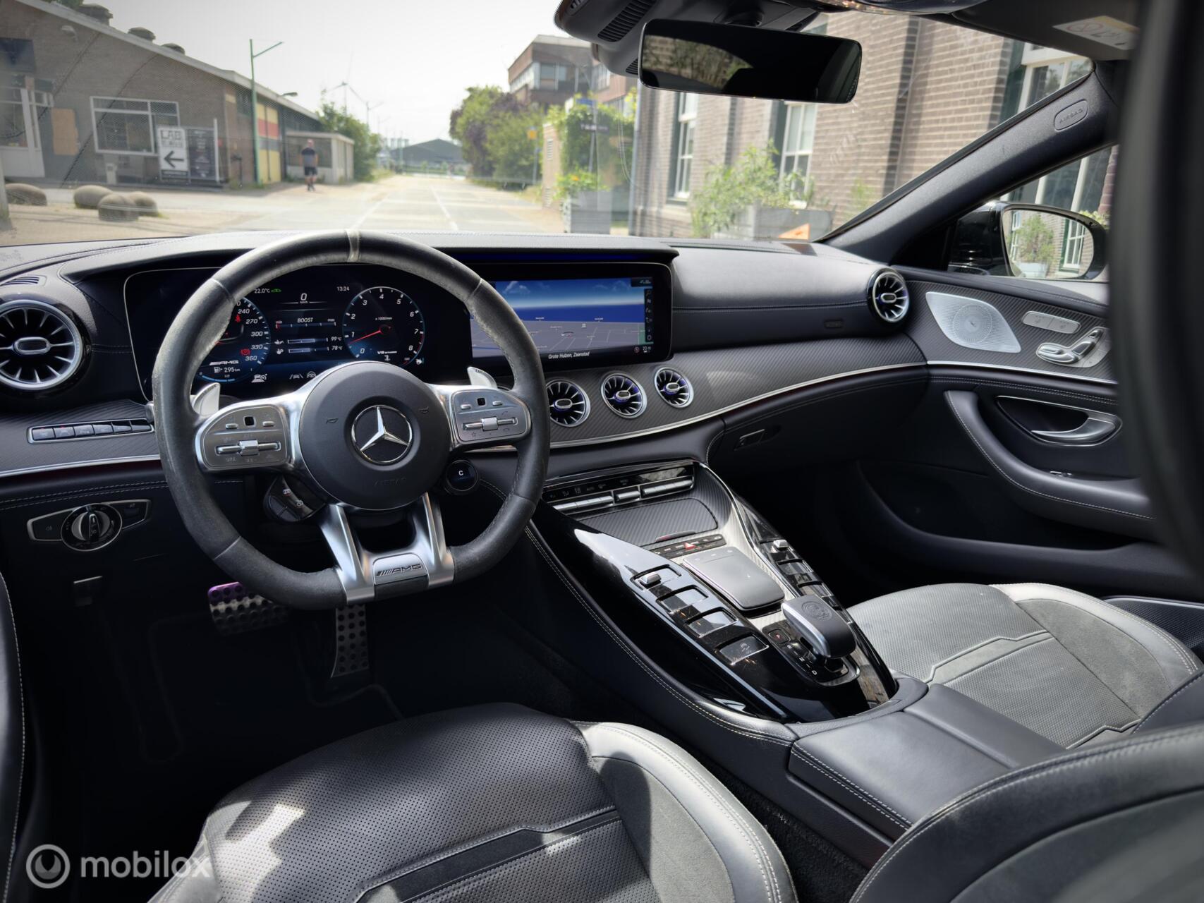 Foto van Mercedes-Benz AMG GT 4-door Coupe