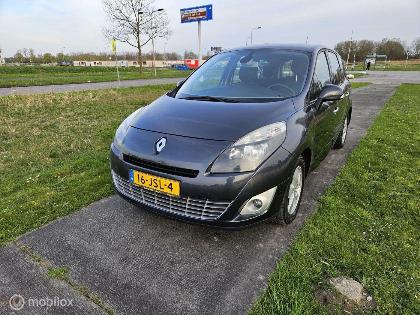Renault Megane Scenic 1.4 TCE Dynamique 2009 - voorkant