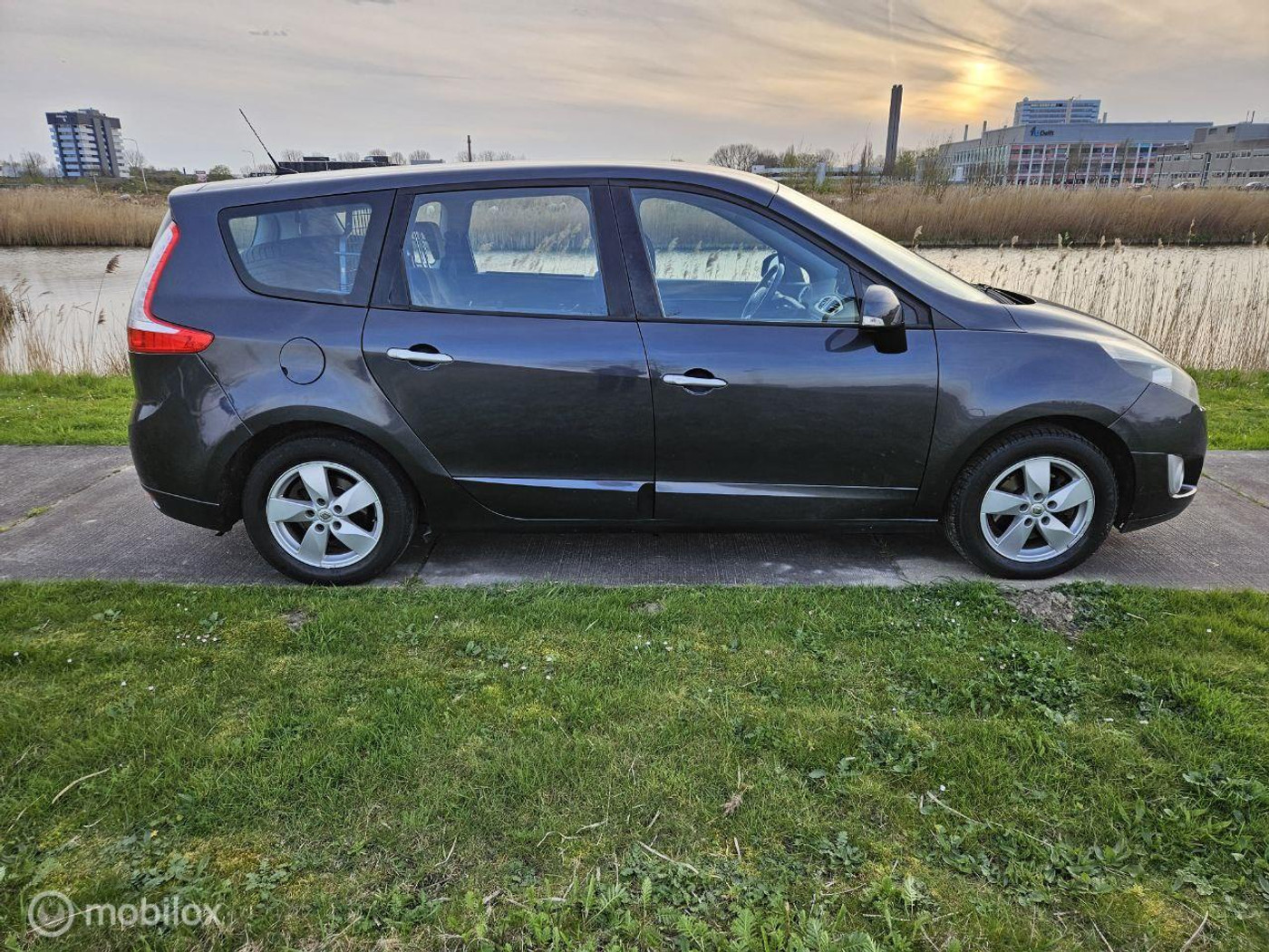 Foto van Renault Megane Scenic