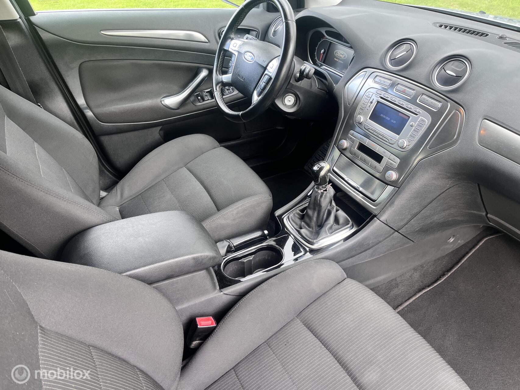 Foto van Ford Mondeo