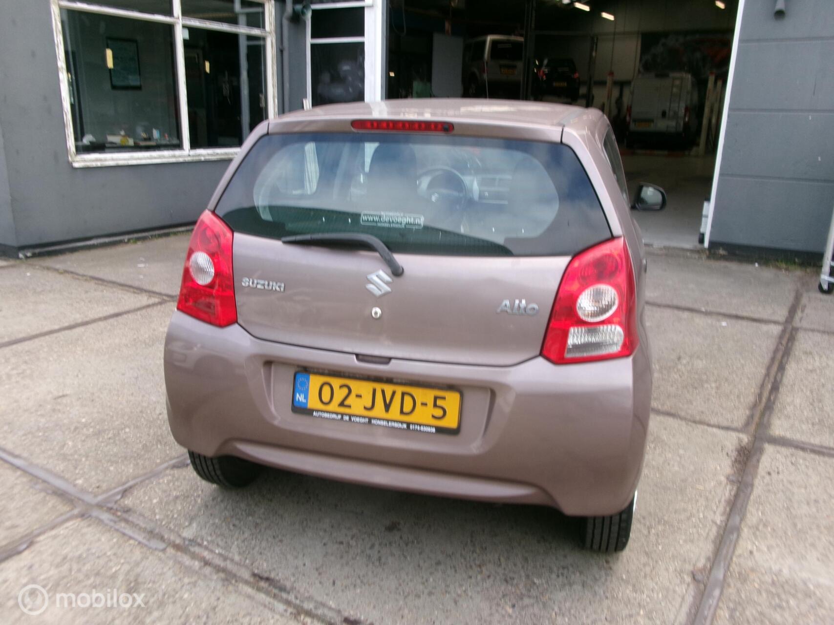 Foto van Suzuki Alto