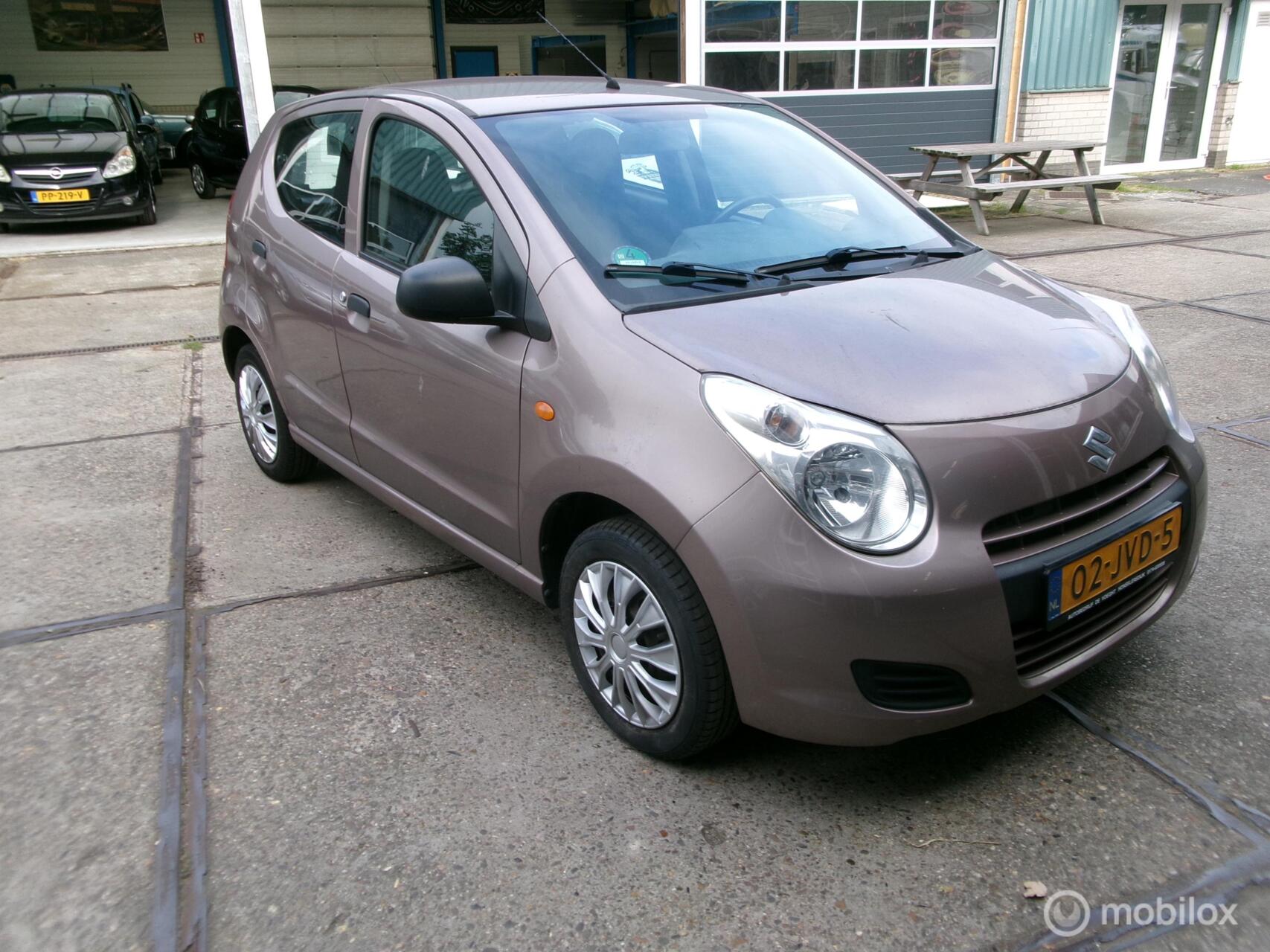 Suzuki Alto 1.0 Comfort Airco 89000km . 2009 - voorkant