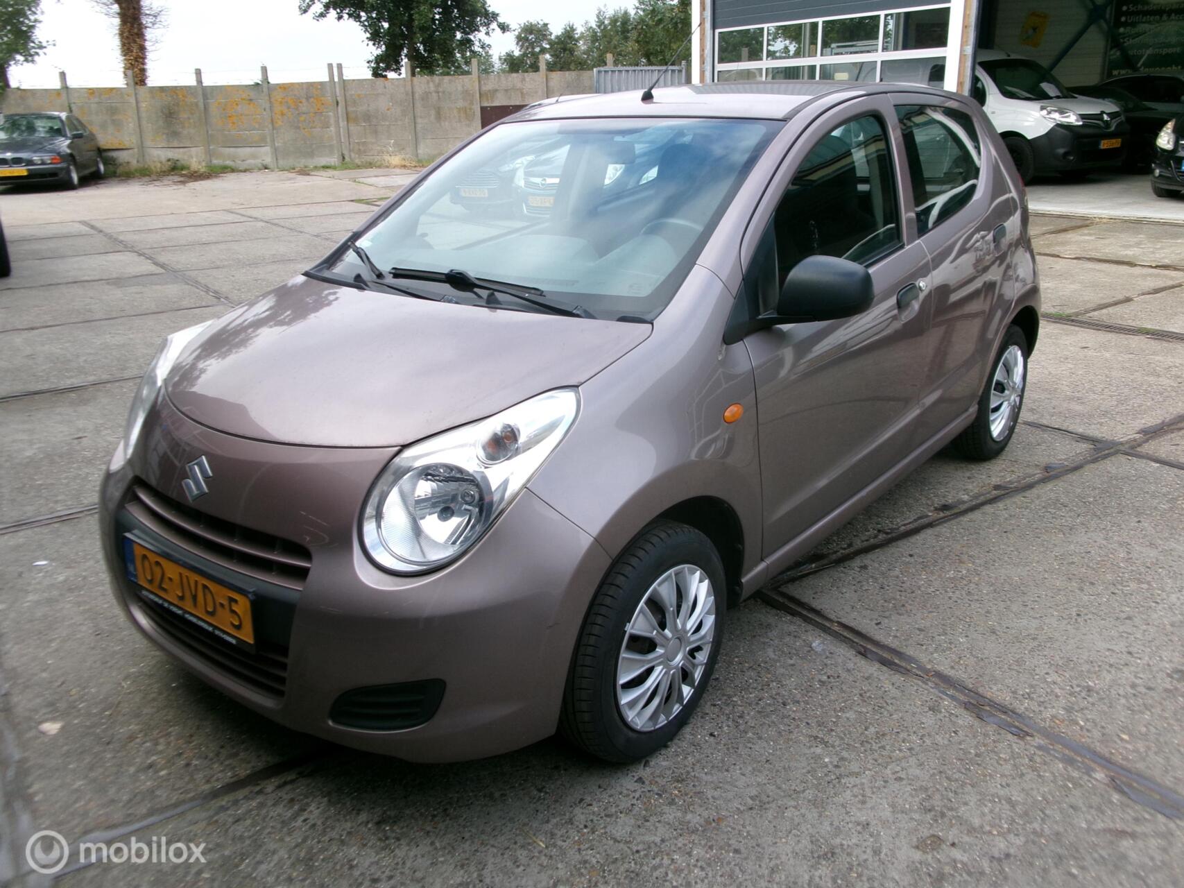Foto van Suzuki Alto