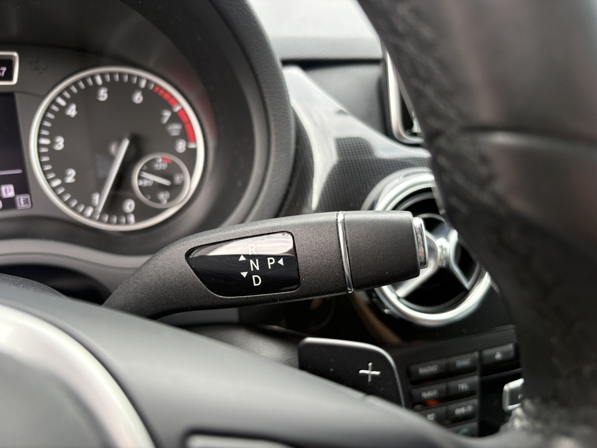 Foto van Mercedes-Benz B 180