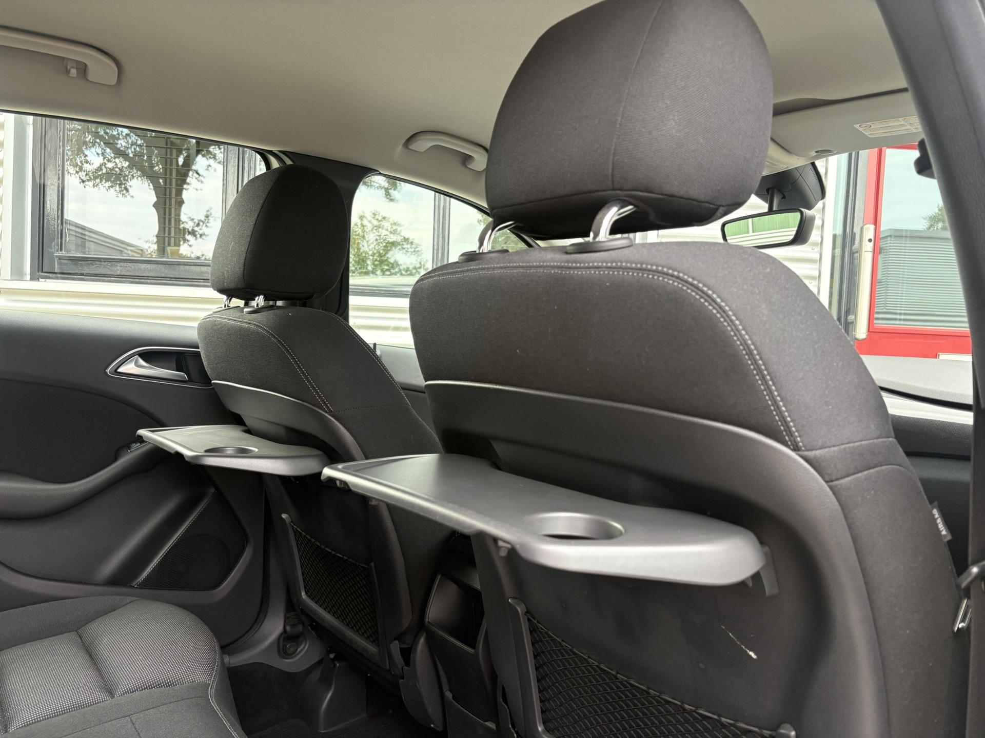Foto van Mercedes-Benz B 180