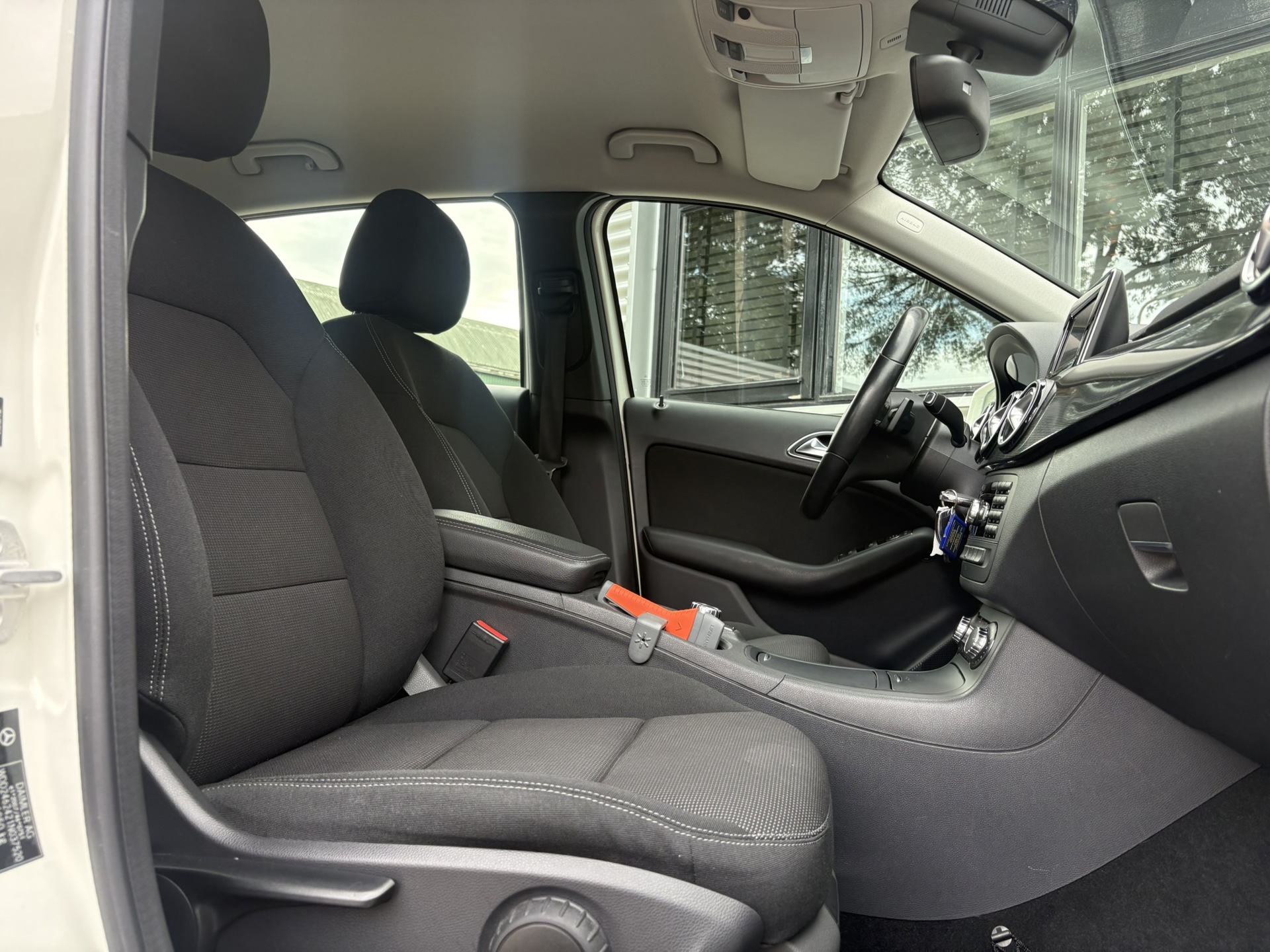 Foto van Mercedes-Benz B 180
