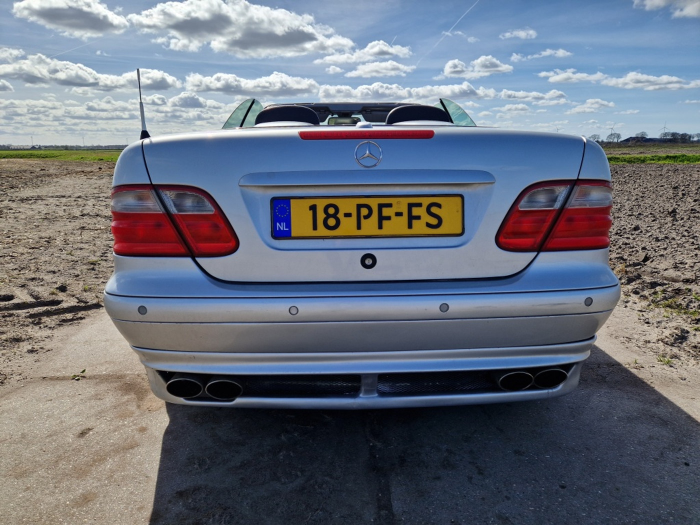 Foto van Mercedes-Benz CLK 320