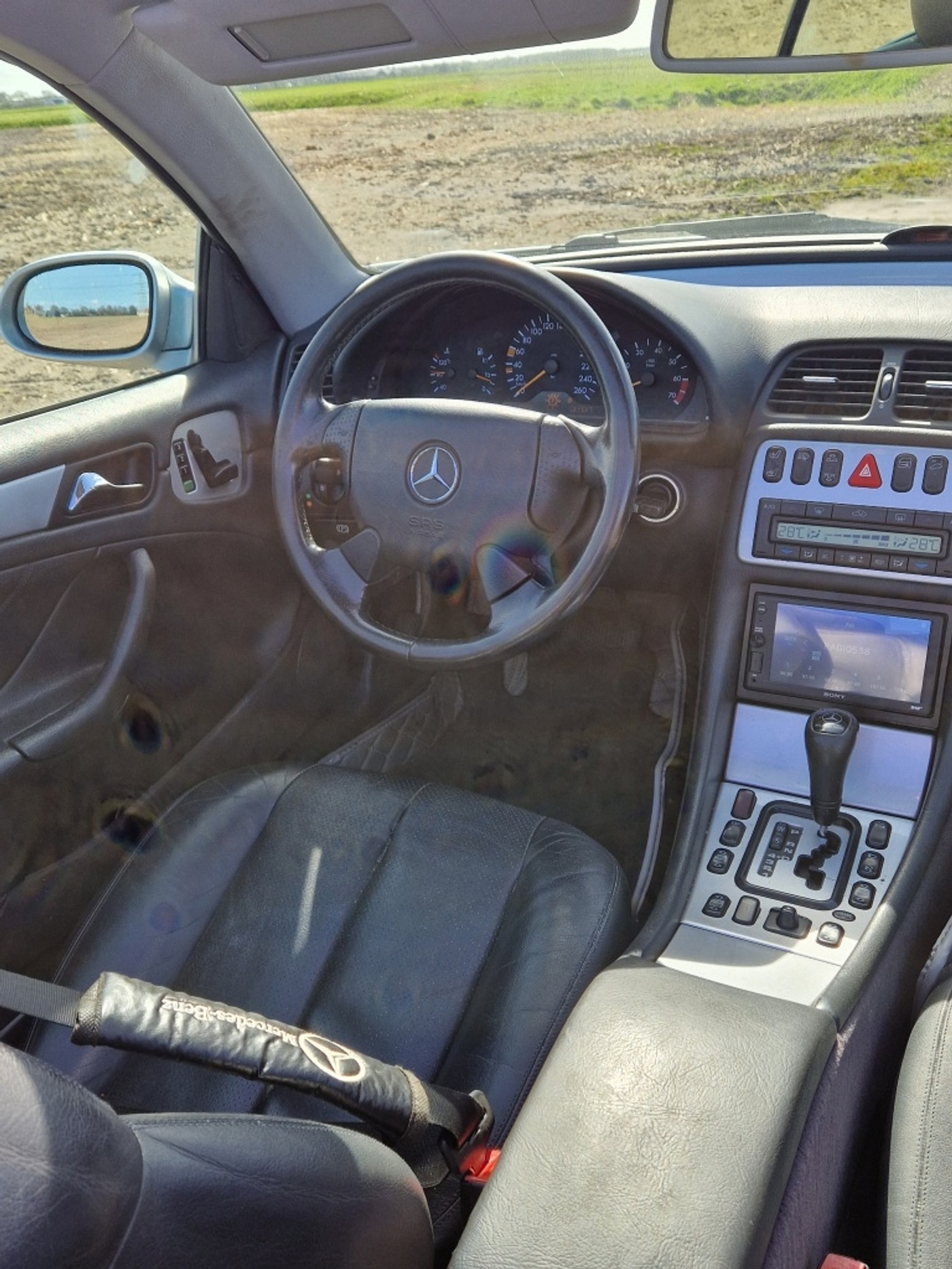 Foto van Mercedes-Benz CLK 320