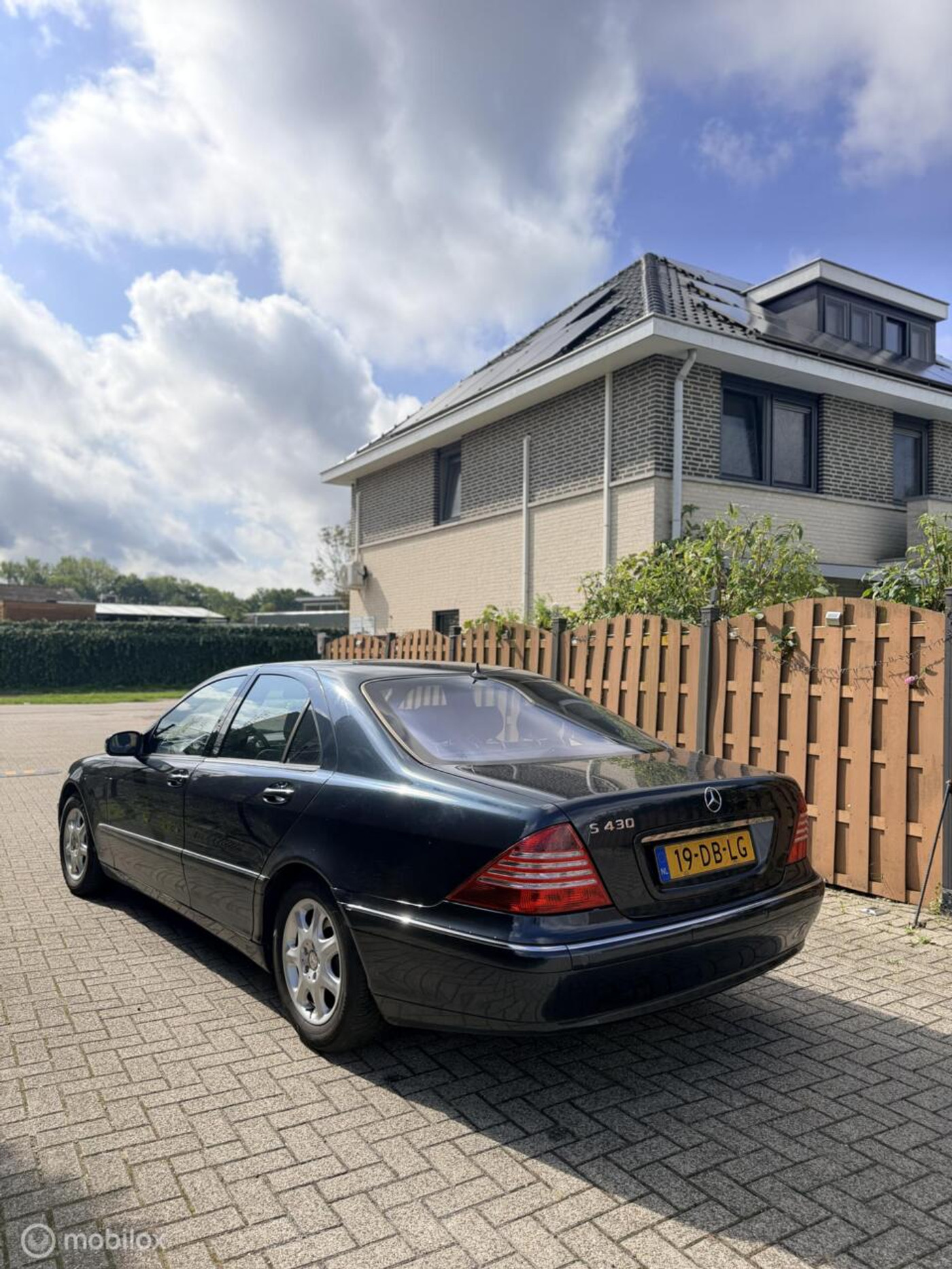 Foto van Mercedes-Benz S 430