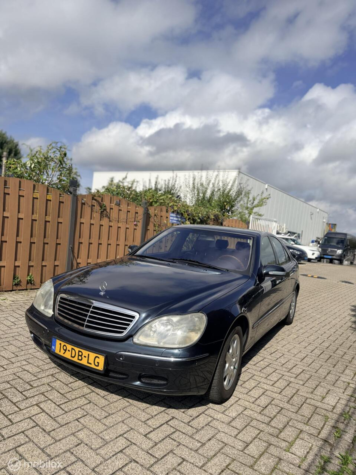 Foto van Mercedes-Benz S 430