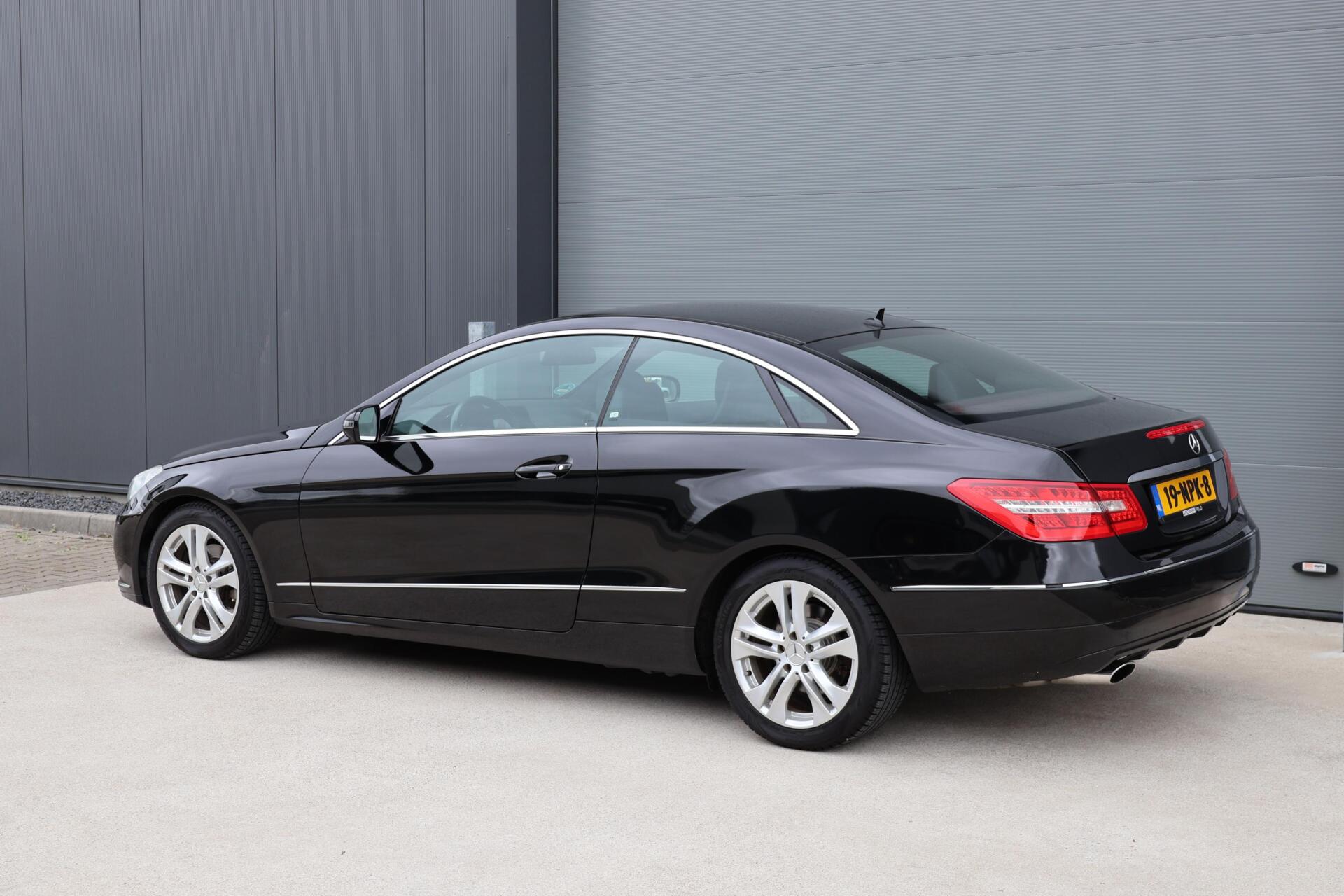 Foto van Mercedes-Benz E 250 Cgi