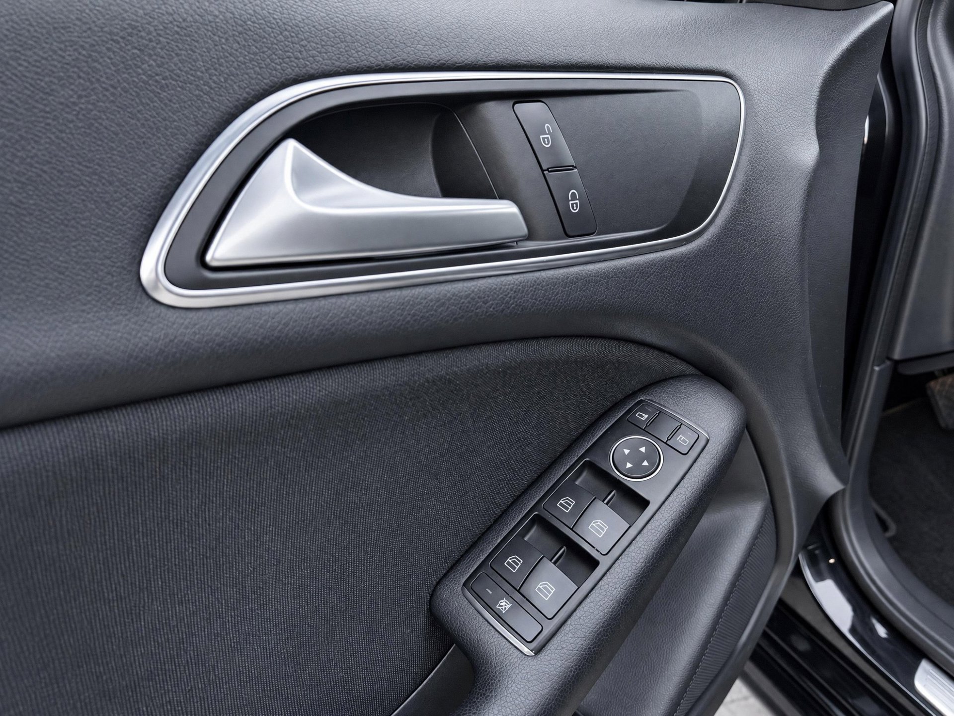 Foto van Mercedes-Benz B 180
