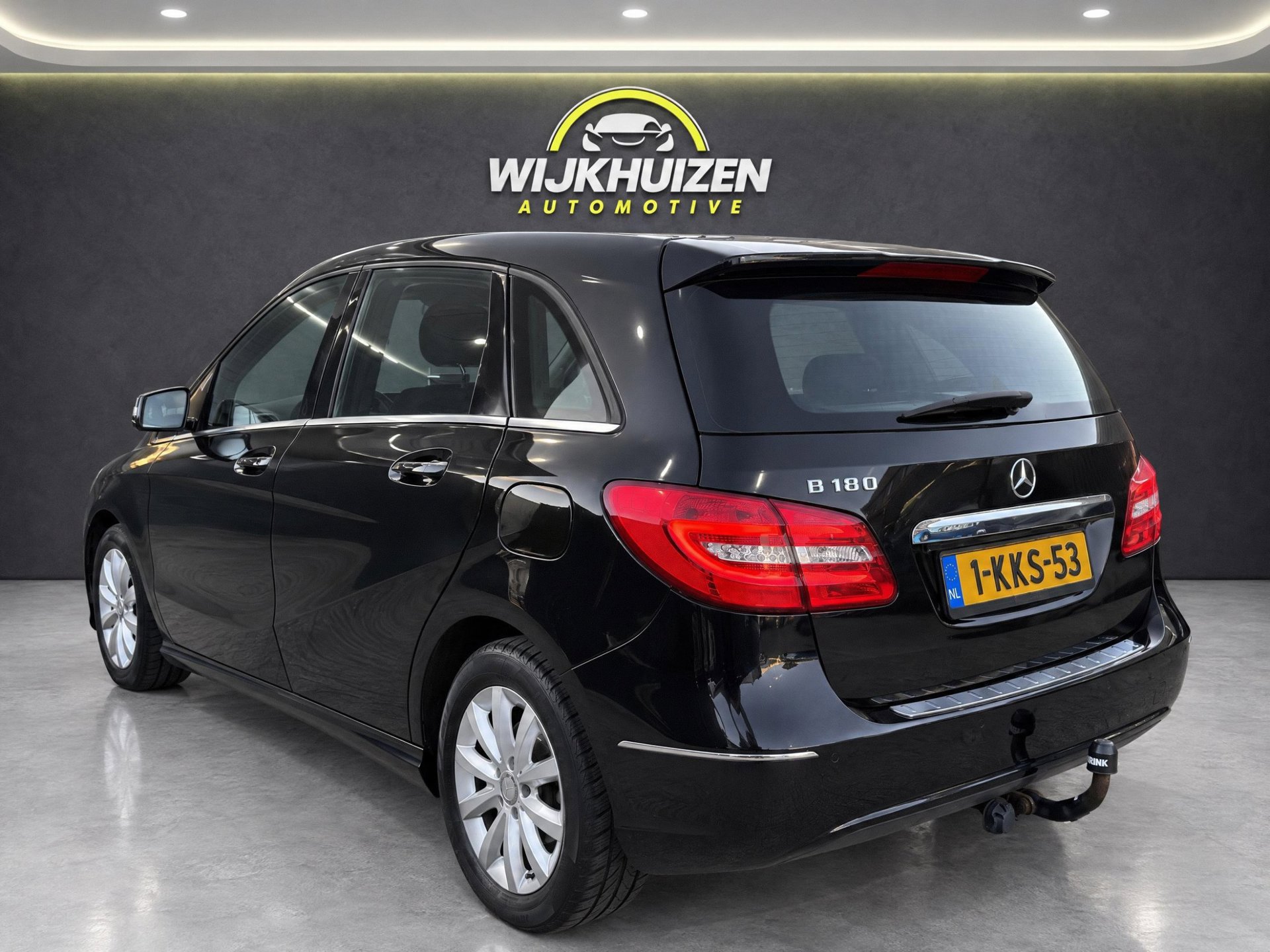Foto van Mercedes-Benz B 180