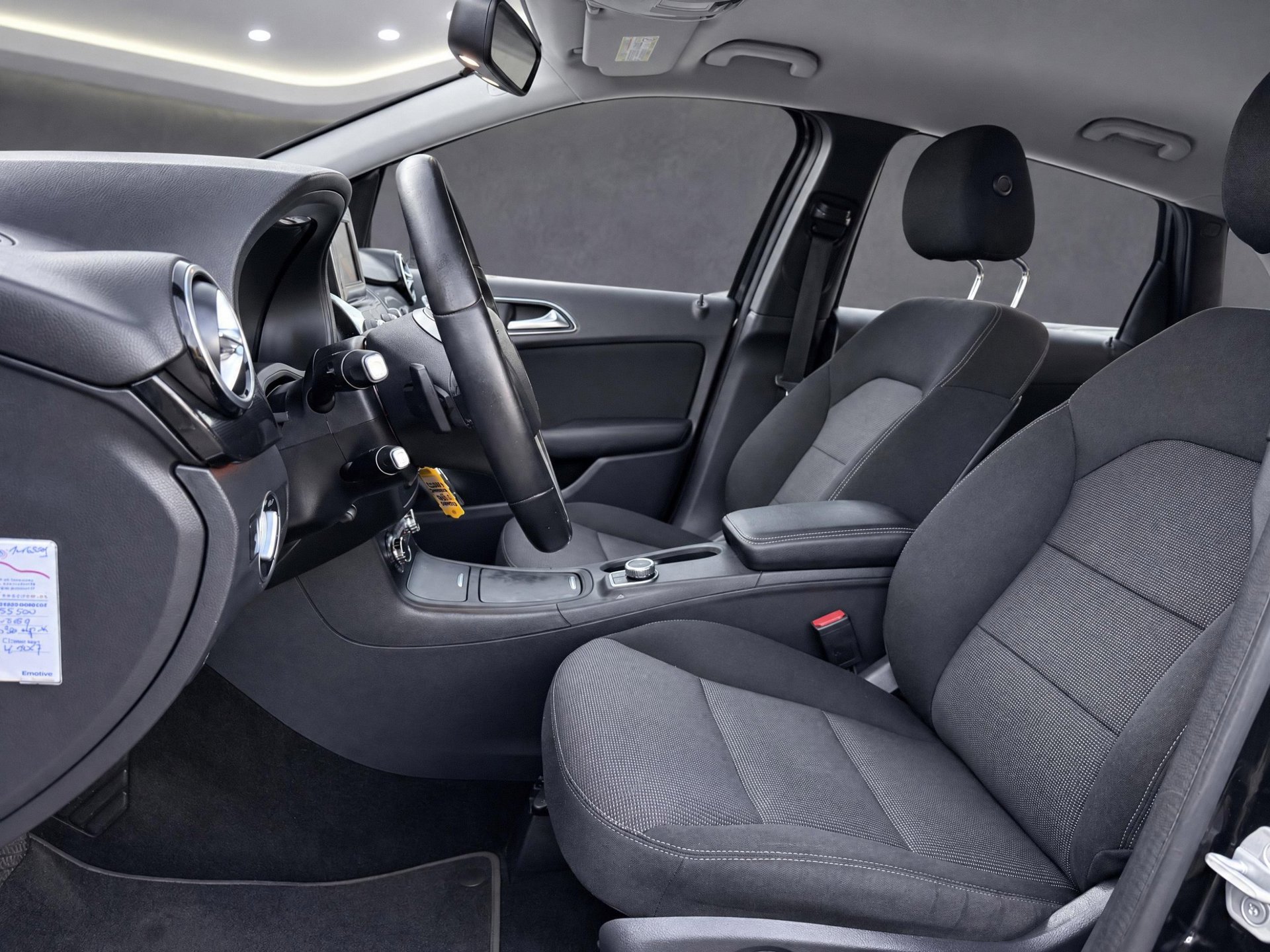 Foto van Mercedes-Benz B 180