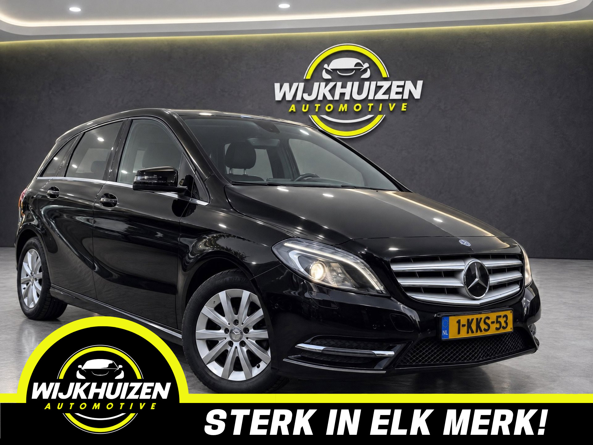 Mercedes-Benz B 180 180 Ambition Automaat met Airco !!! Navigatie !!! Cruise !!! Nap !!! 2013 - voorkant
