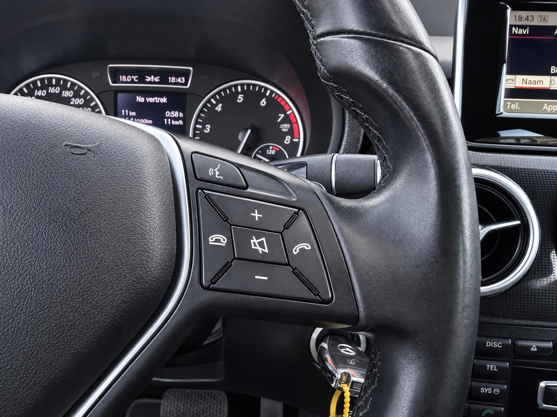 Foto van Mercedes-Benz B 180