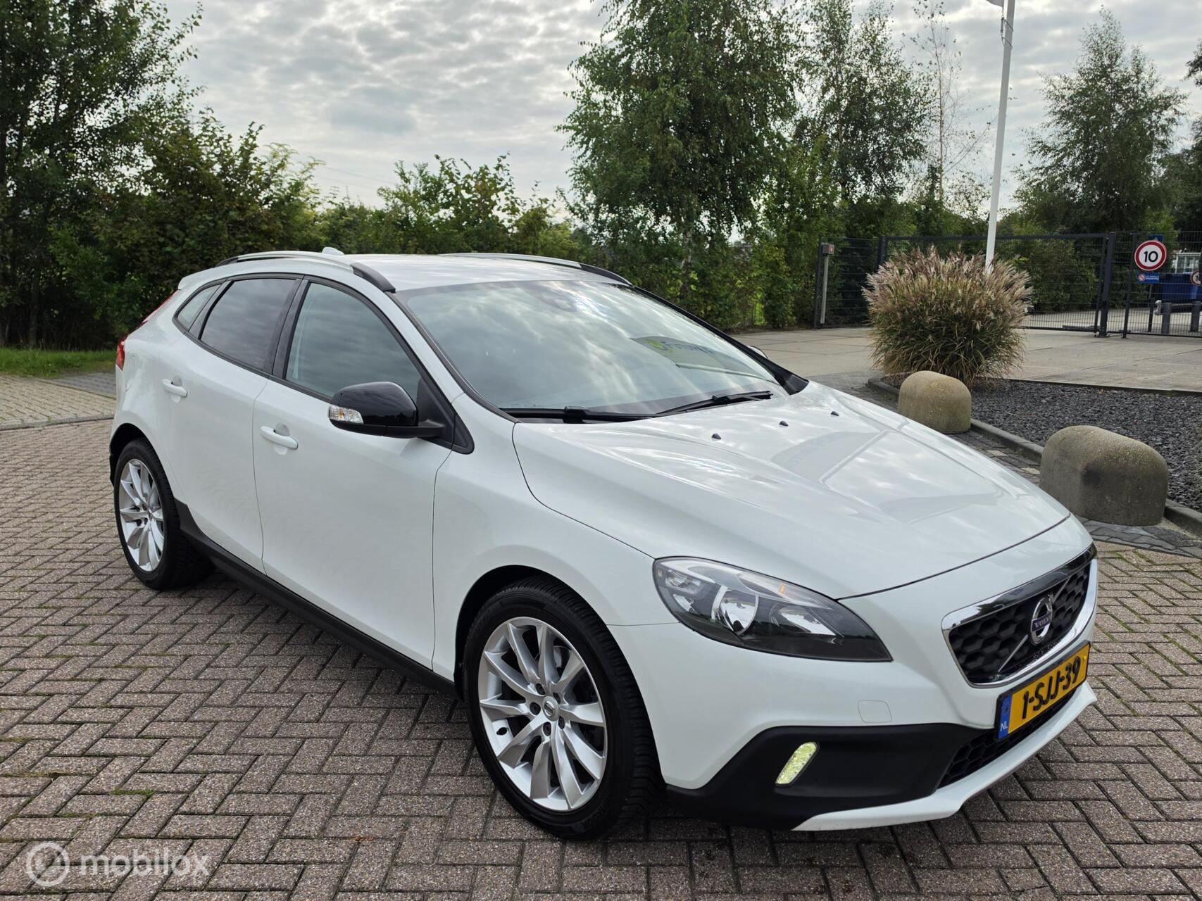 Foto van Volvo V40 Cross Country