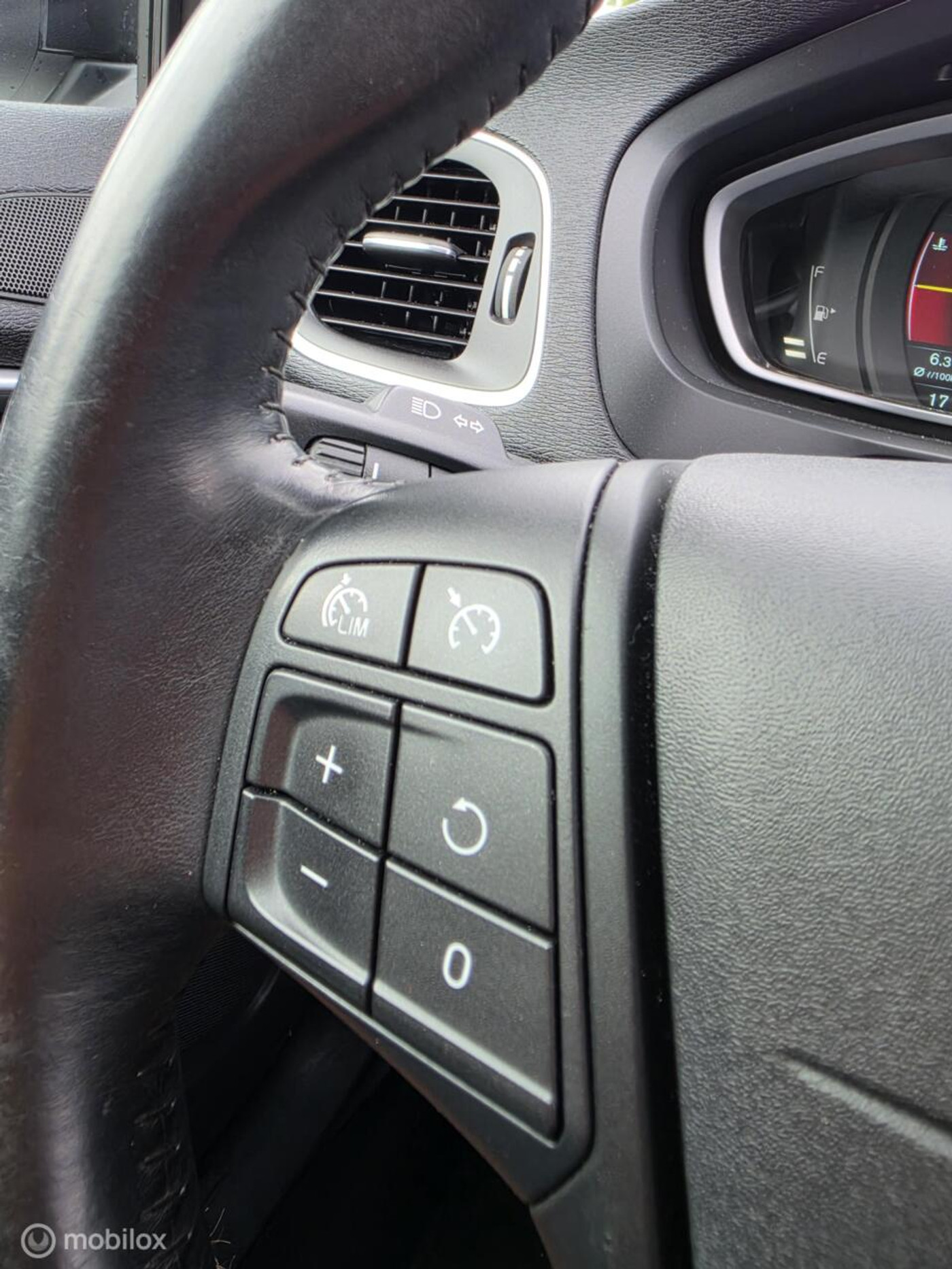 Foto van Volvo V40 Cross Country