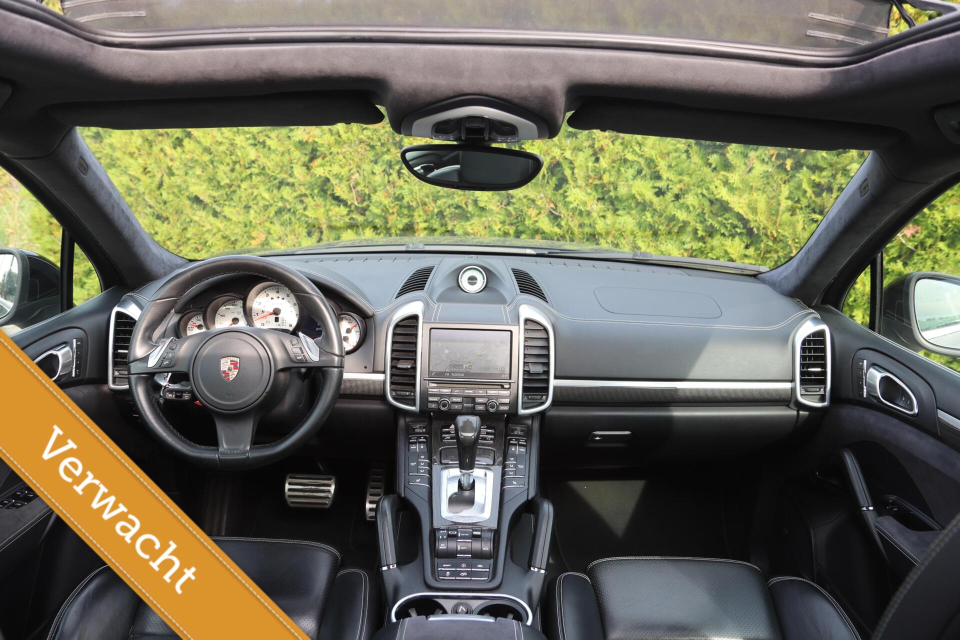 Foto van Porsche Cayenne GTS