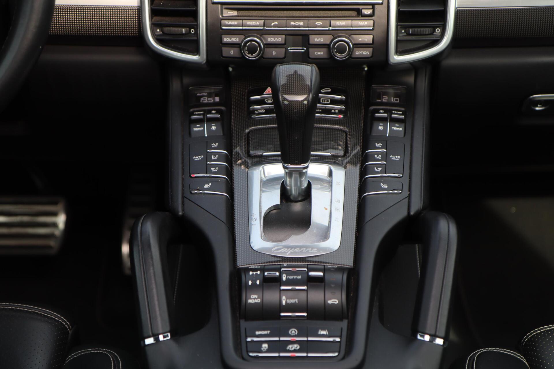 Foto van Porsche Cayenne GTS