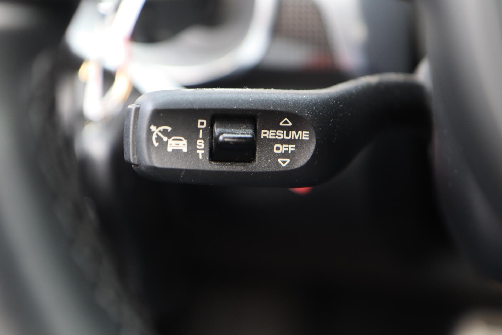 Foto van Porsche Cayenne GTS