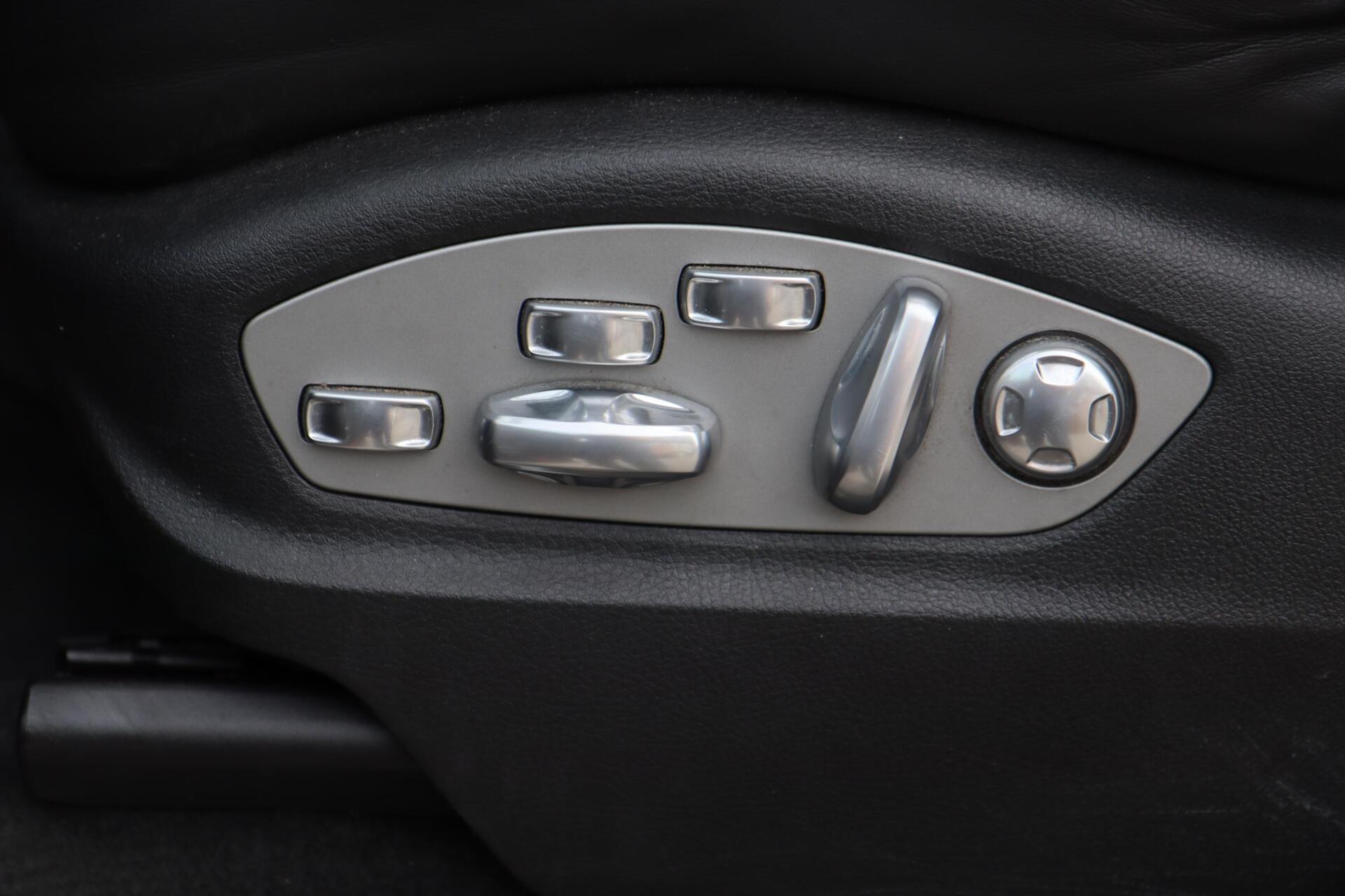 Foto van Porsche Cayenne GTS