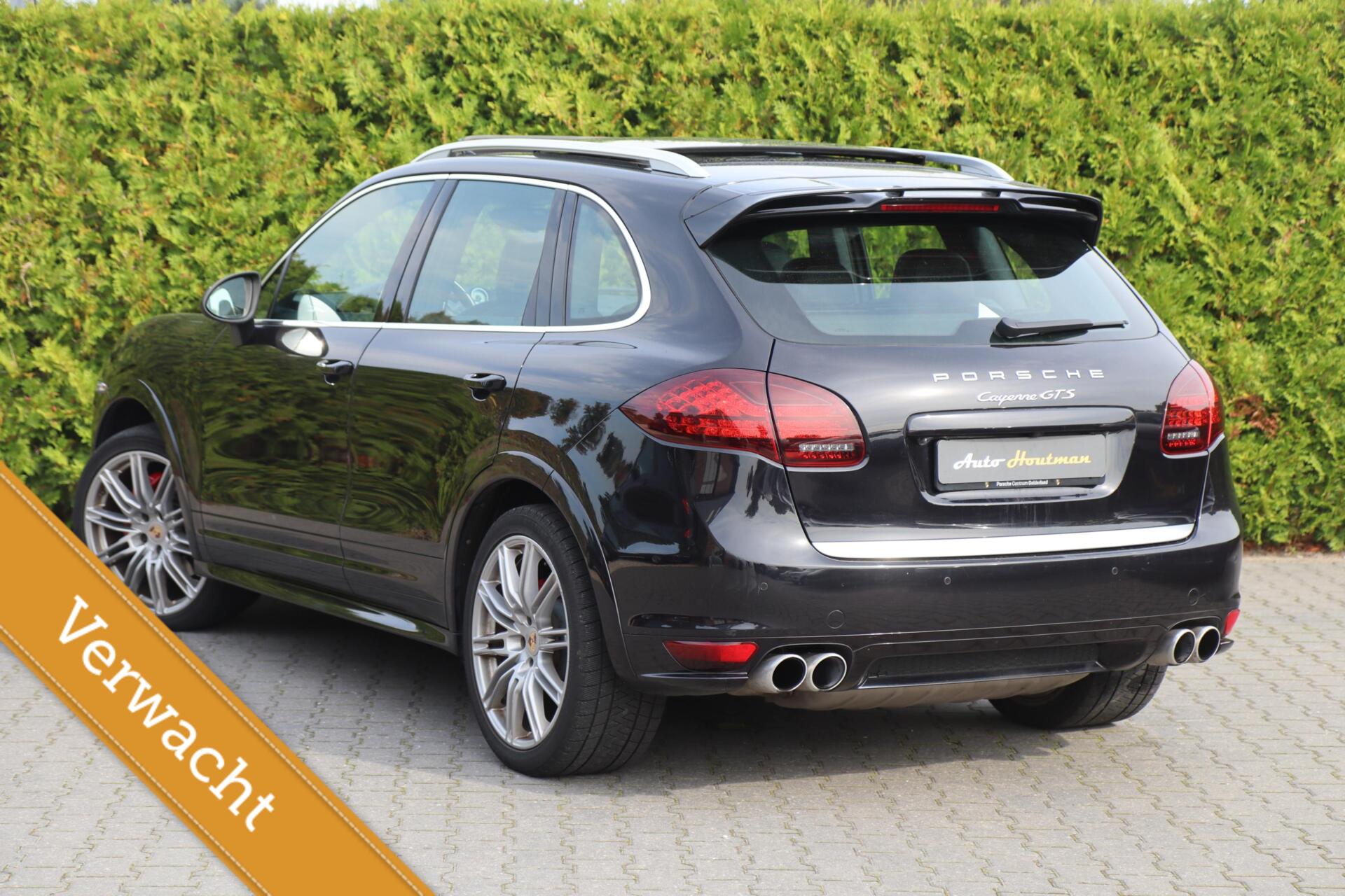 Foto van Porsche Cayenne GTS