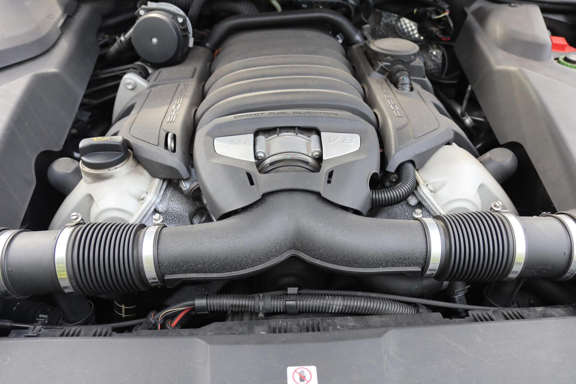 Foto van Porsche Cayenne GTS